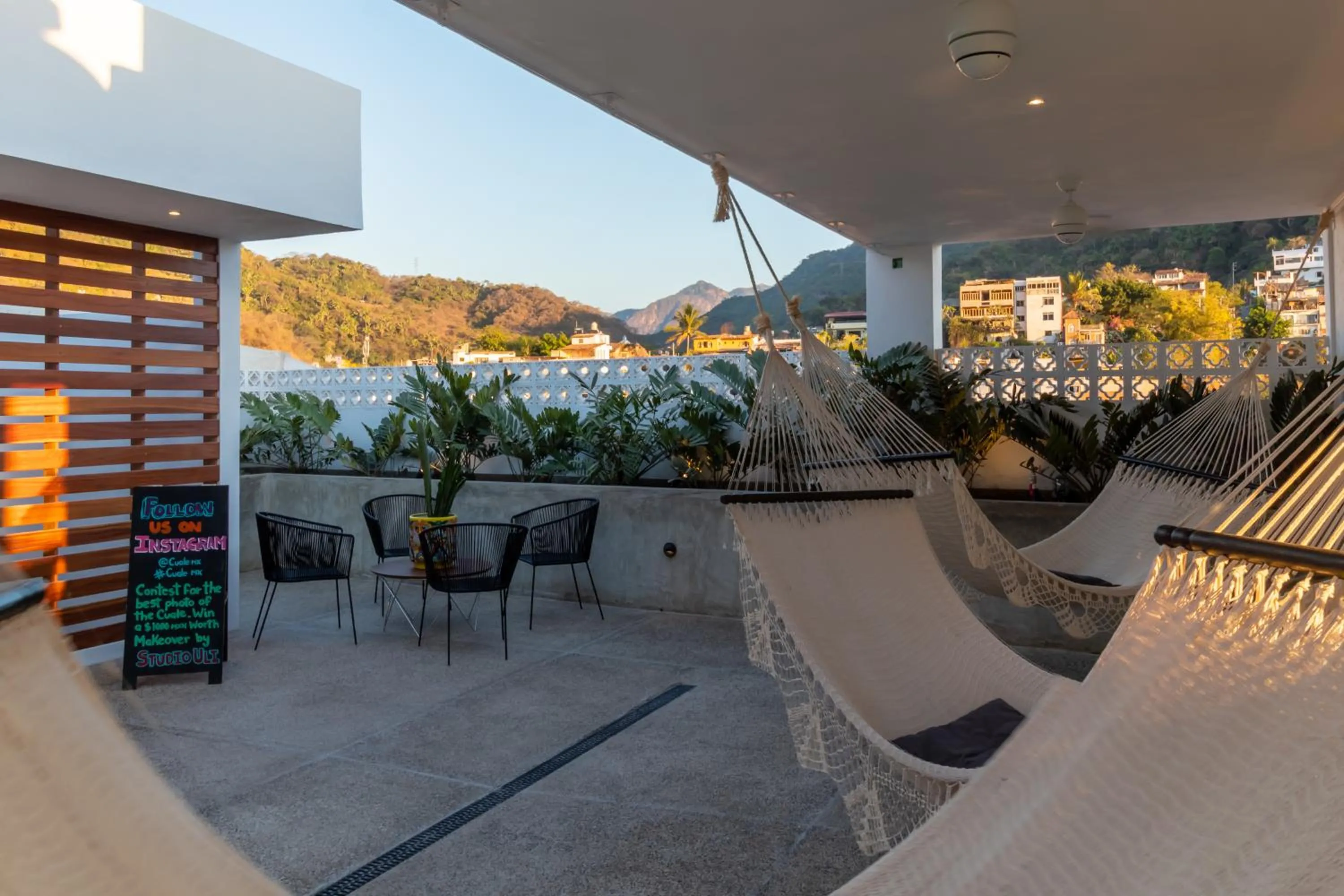 Property building in Cuale