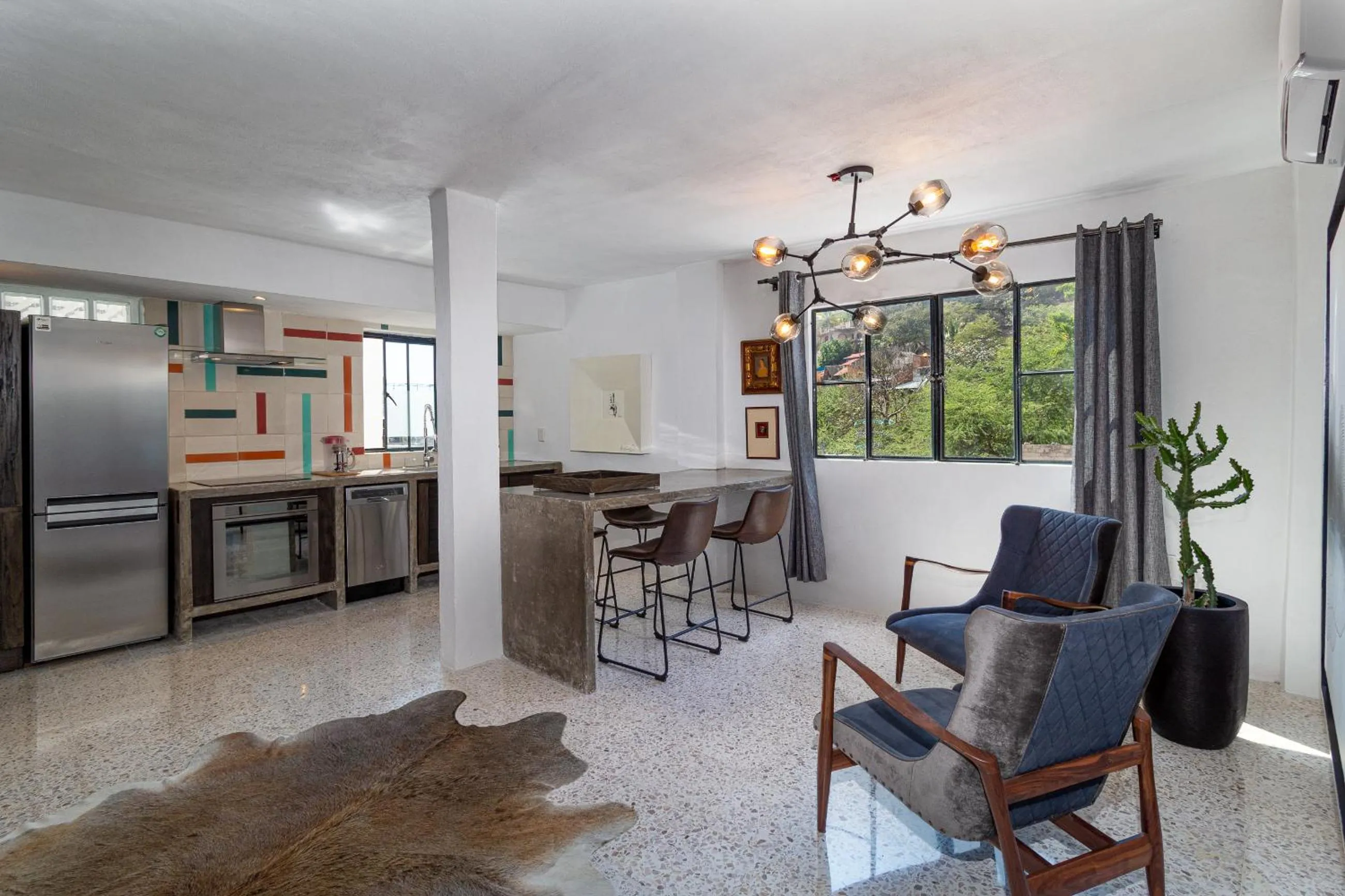 Seating area in Cuale