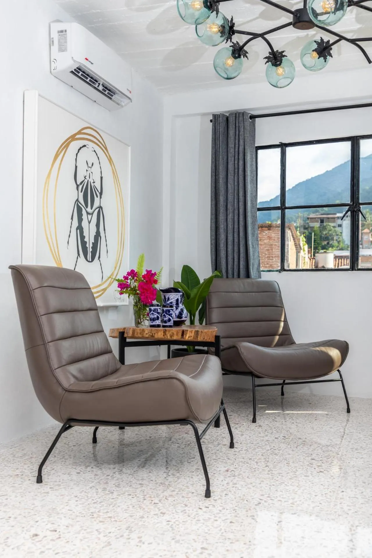 Seating area in Cuale