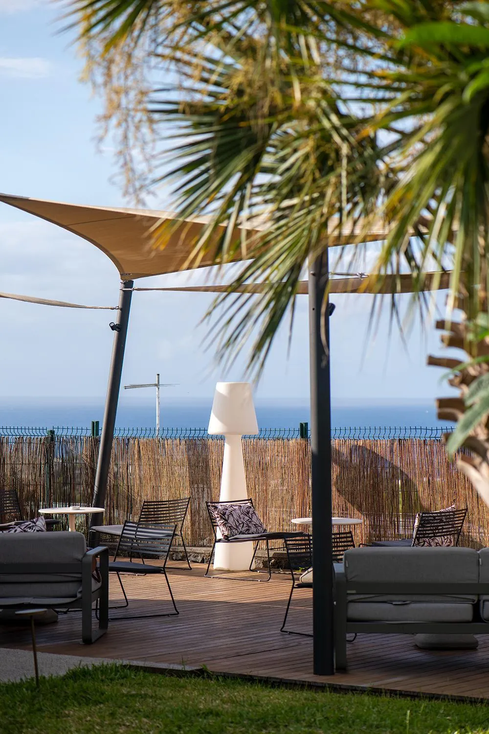 Lounge or bar in Latitude 21