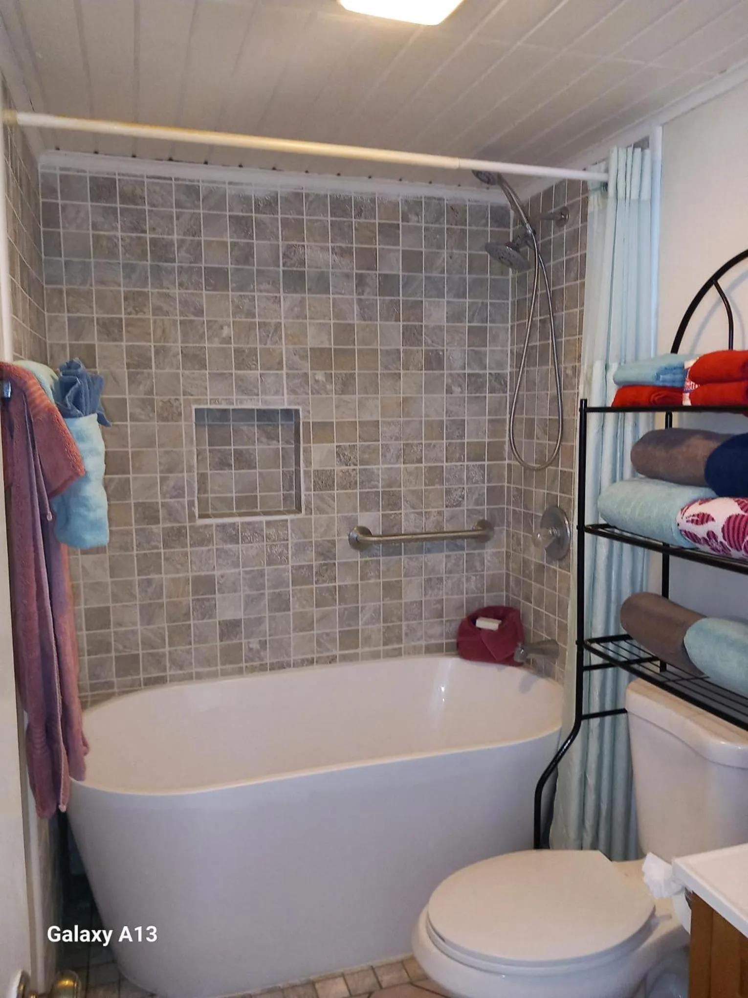 Bathroom in Sealofts On The Beach