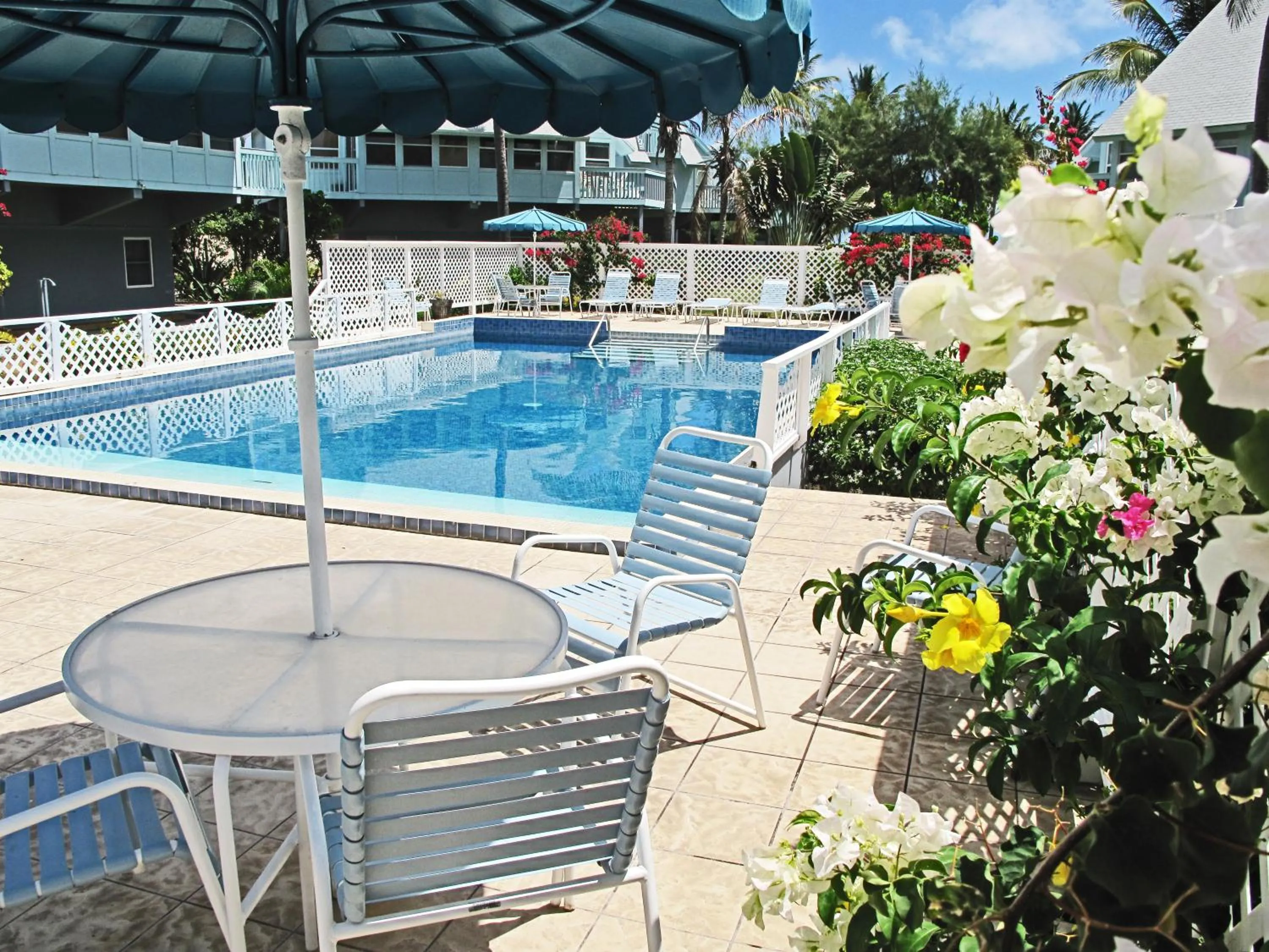 Swimming pool in Sealofts On The Beach