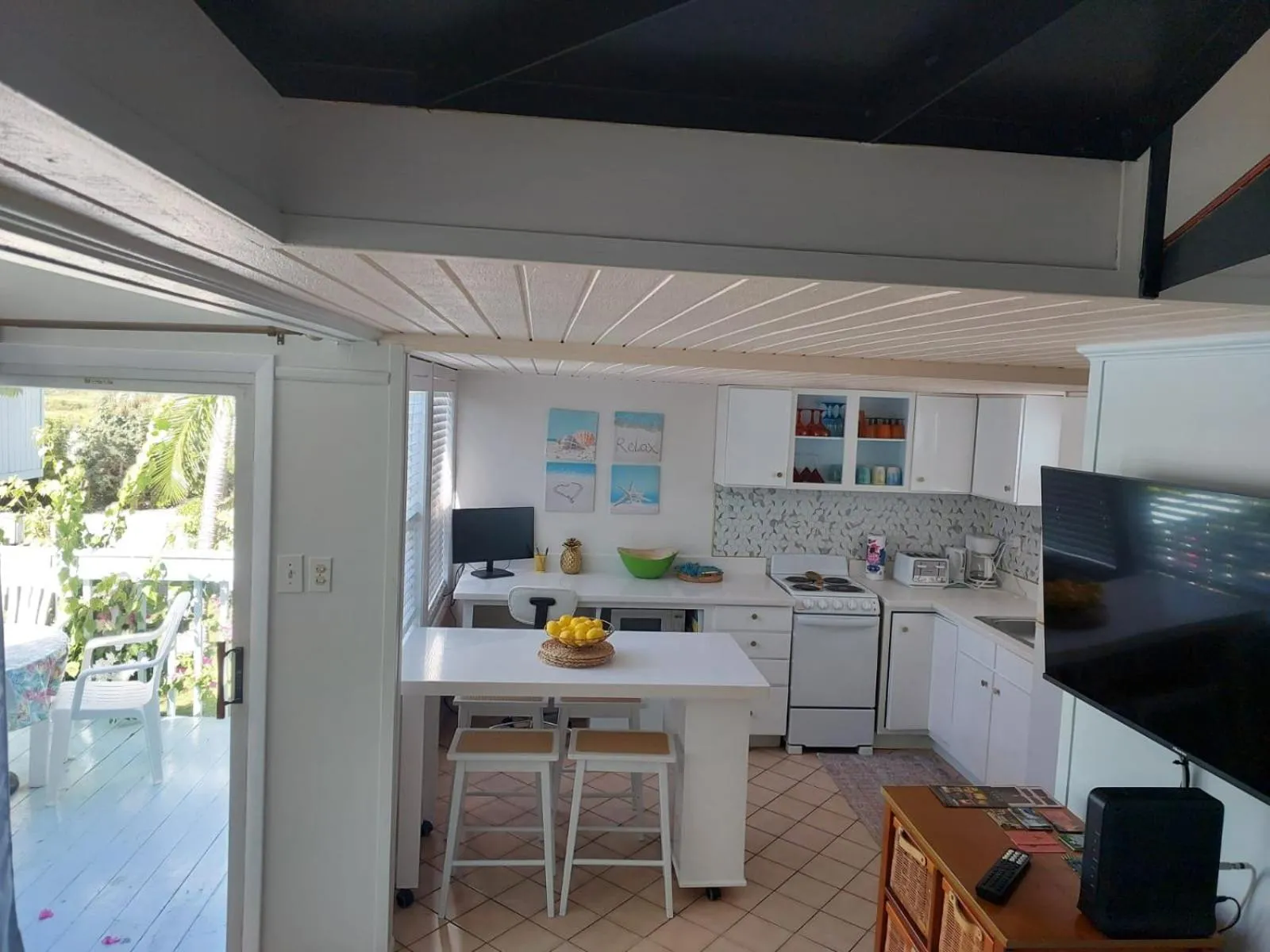 Kitchen or kitchenette in Sealofts On The Beach