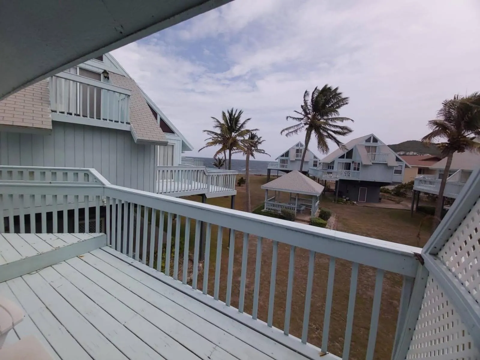 Balcony/Terrace in Sealofts On The Beach
