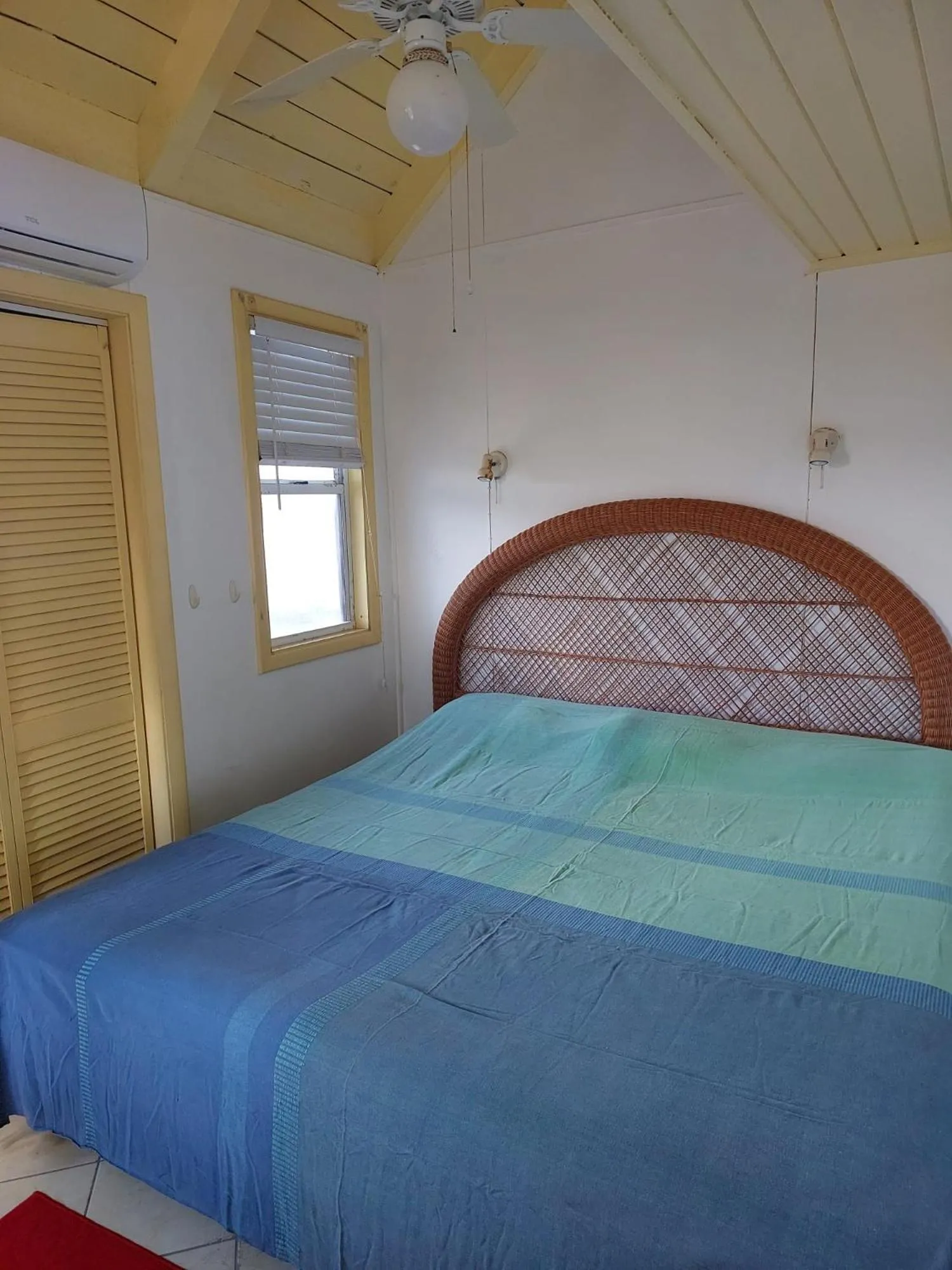 Bed in Sealofts On The Beach