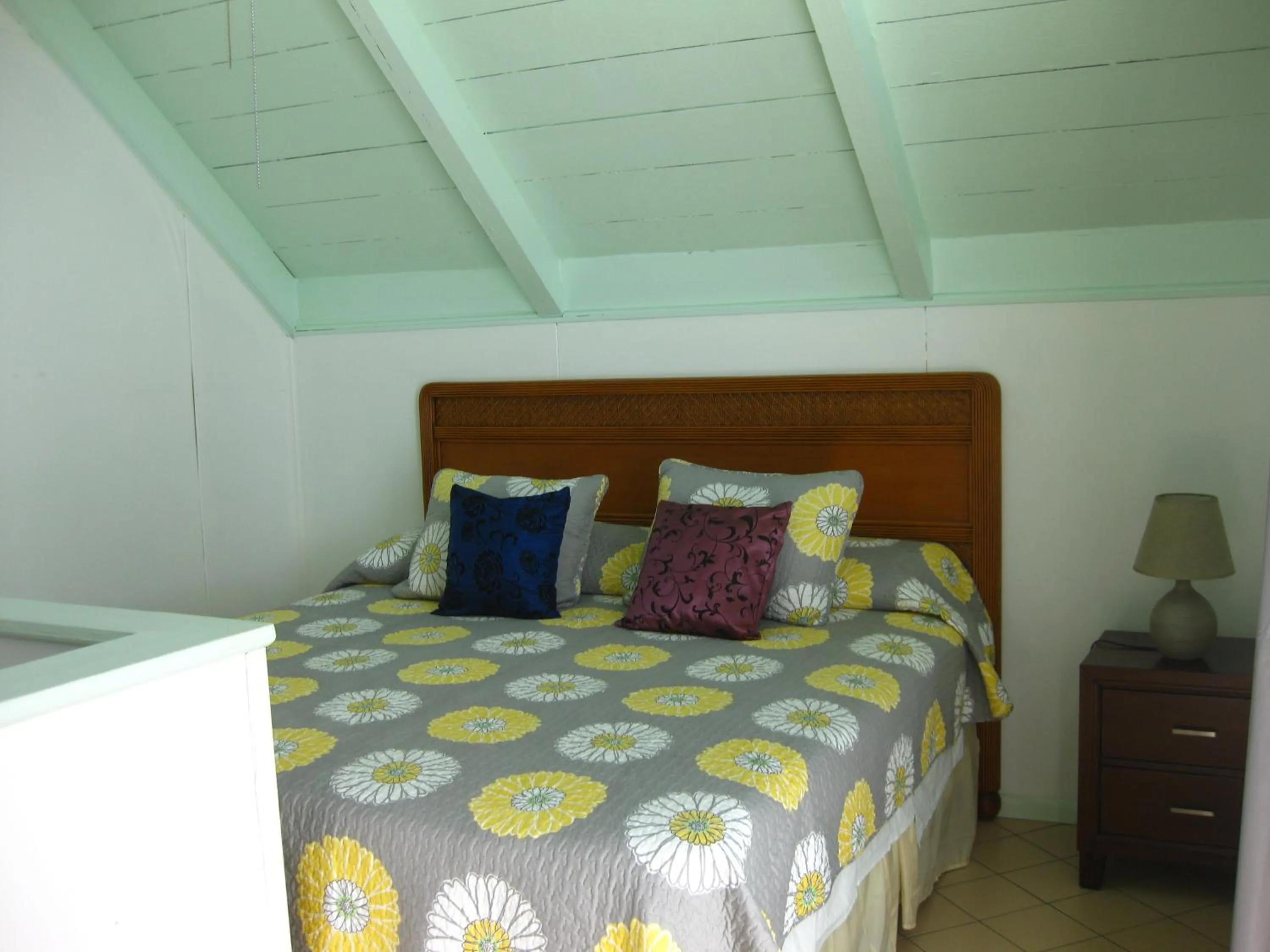 Bed in Sealofts On The Beach