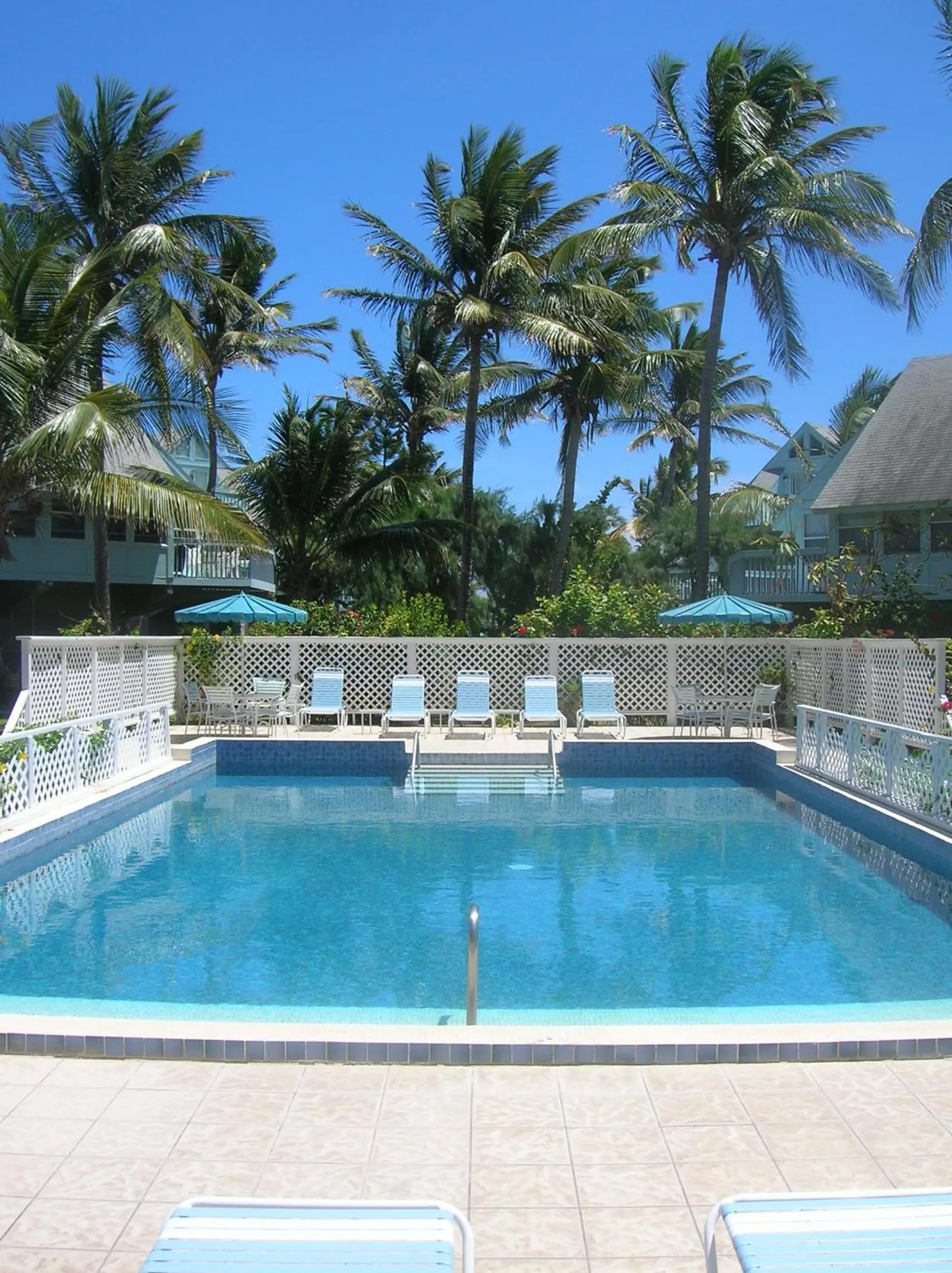 Swimming pool in Sealofts On The Beach