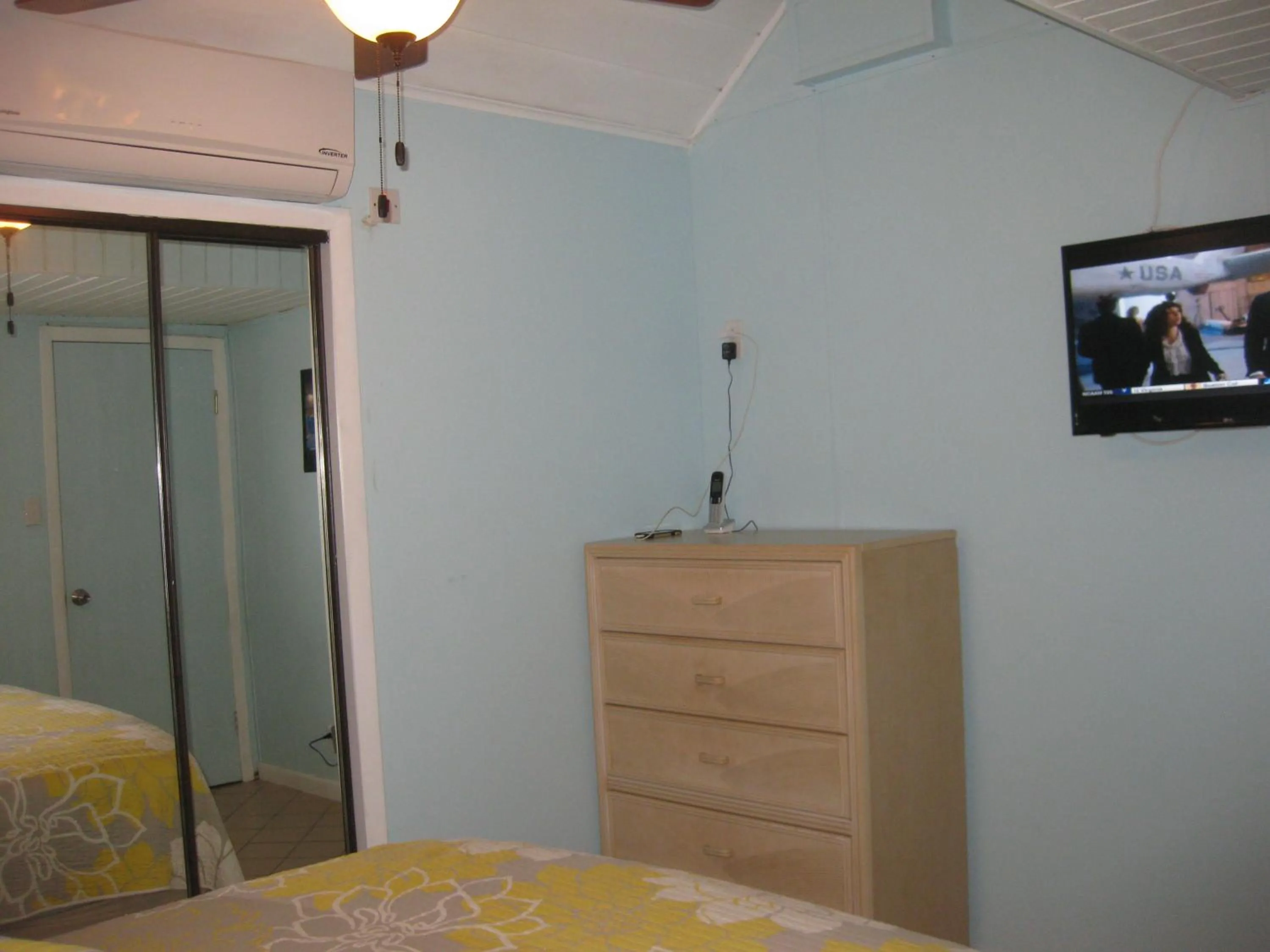 Bedroom, Bed in Sealofts On The Beach