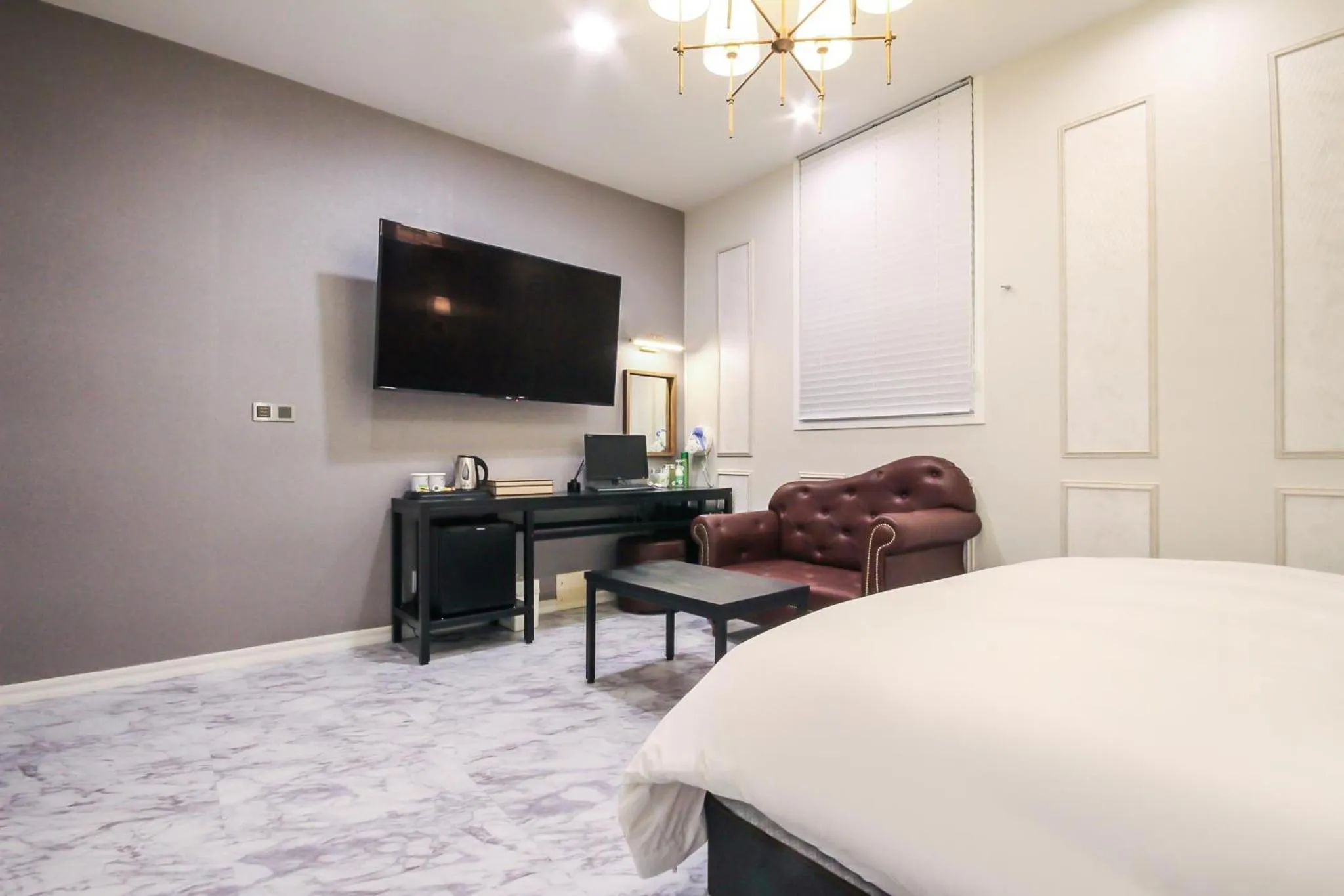 TV/Entertainment Center in Hotel Seowa