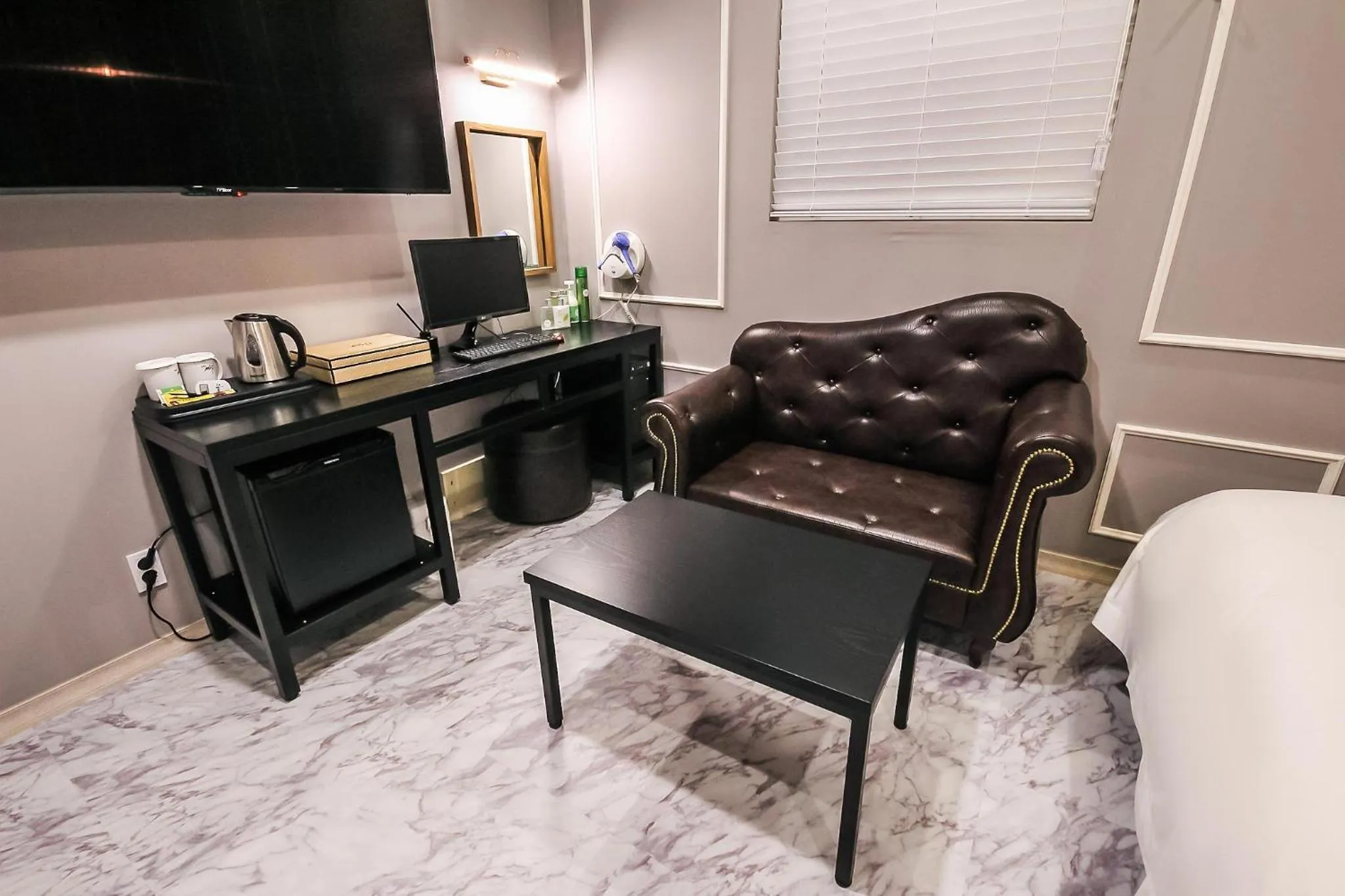 TV/Entertainment Center in Hotel Seowa