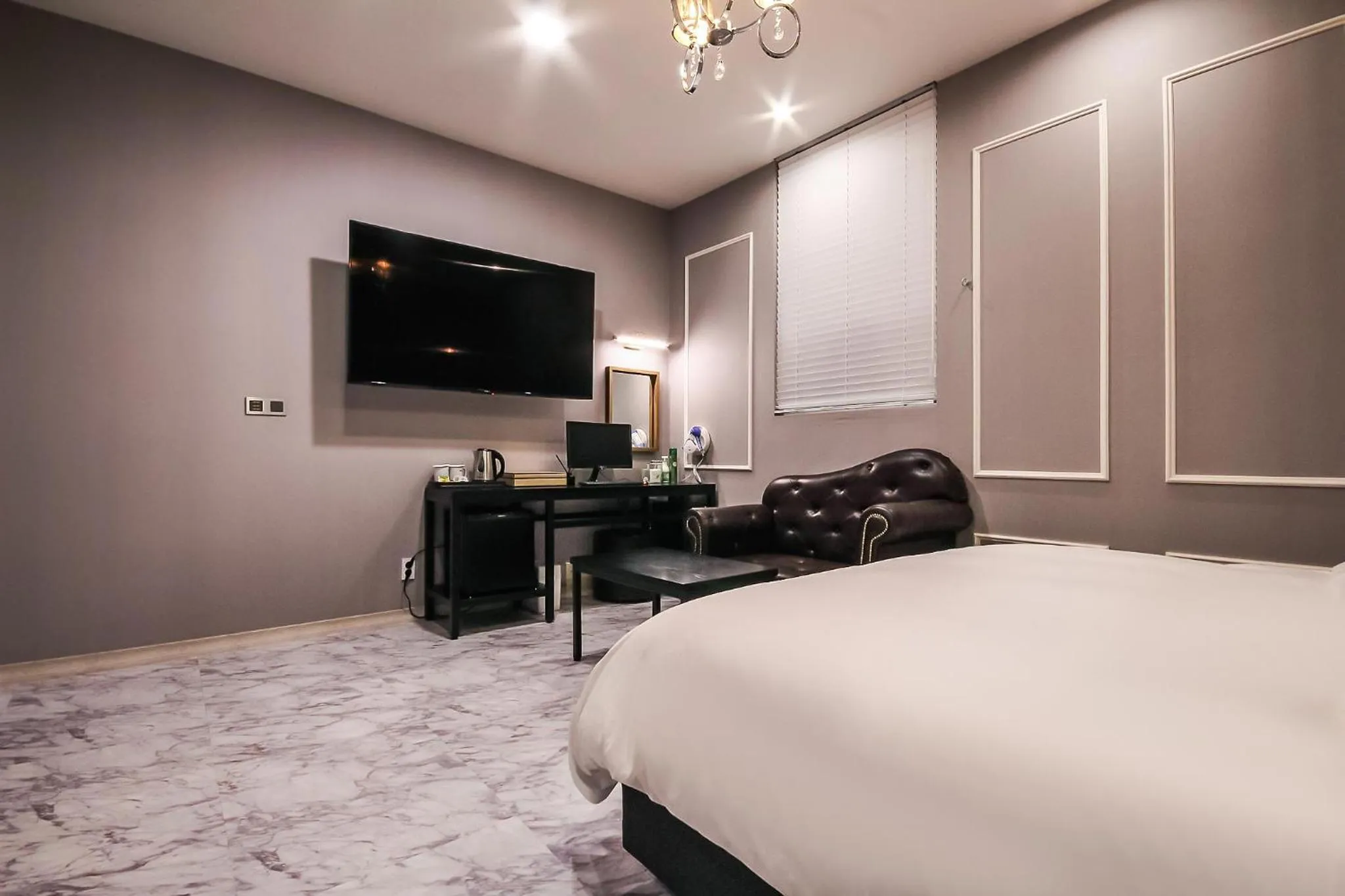 TV/Entertainment Center in Hotel Seowa