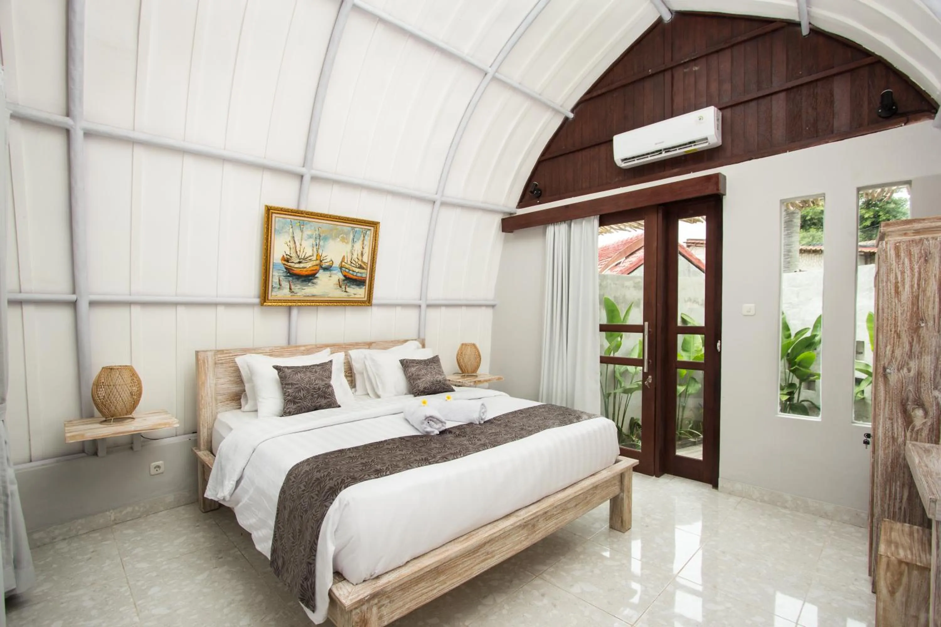 Bed in Papa Sun Villas
