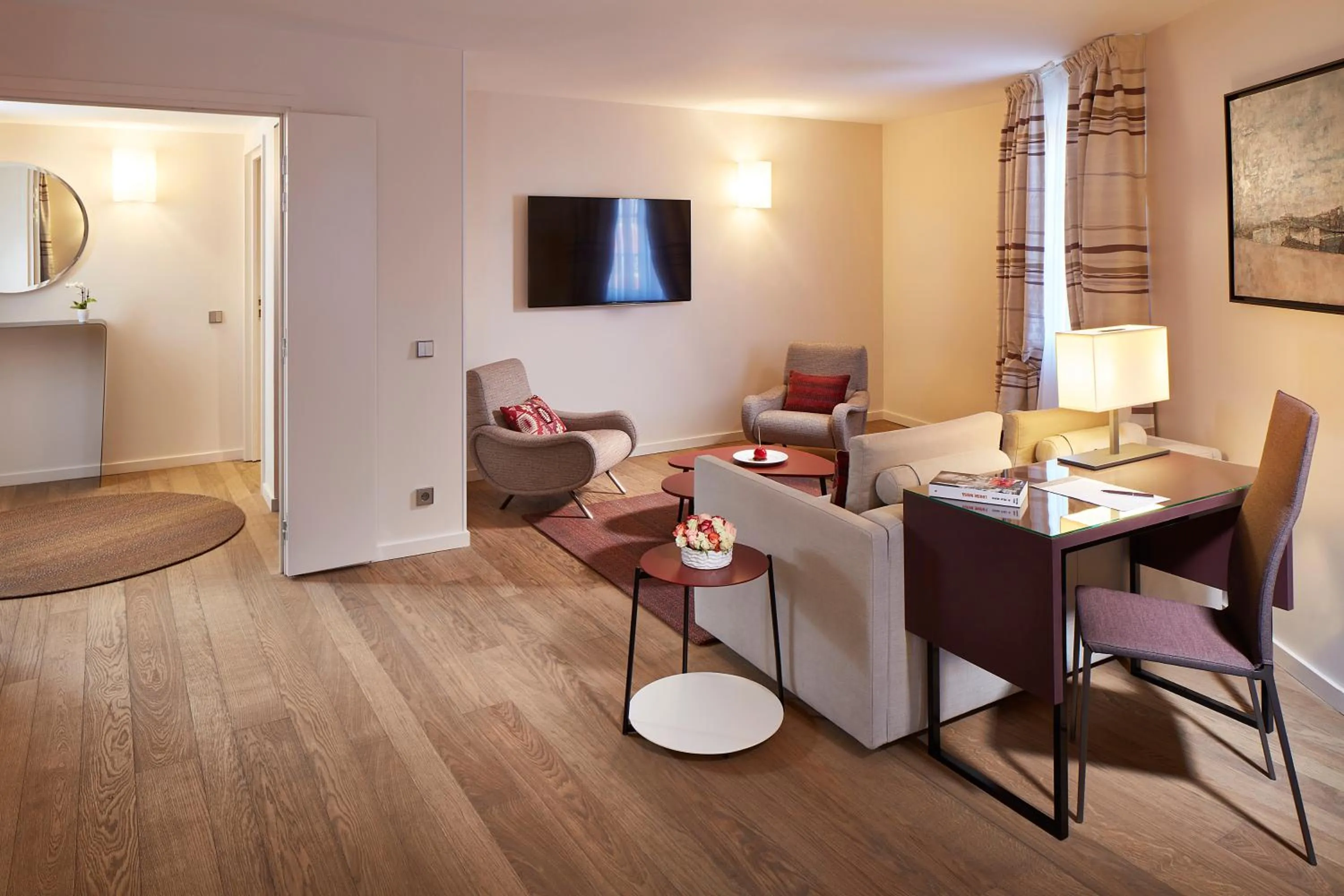 TV and multimedia in Hotel & Spa REGENT PETITE FRANCE