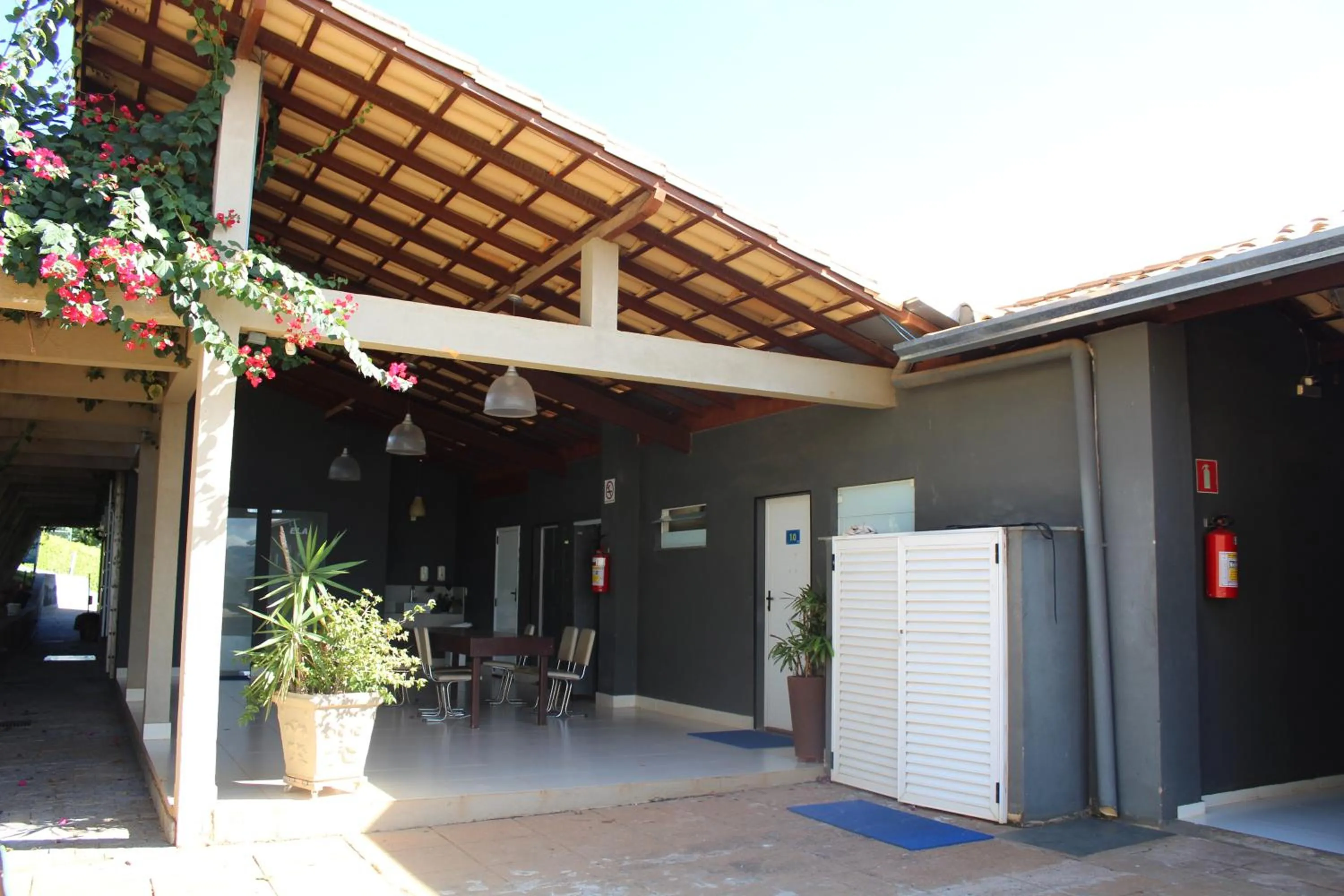 Property building in Hotel Escarpas do Lago Capitolio