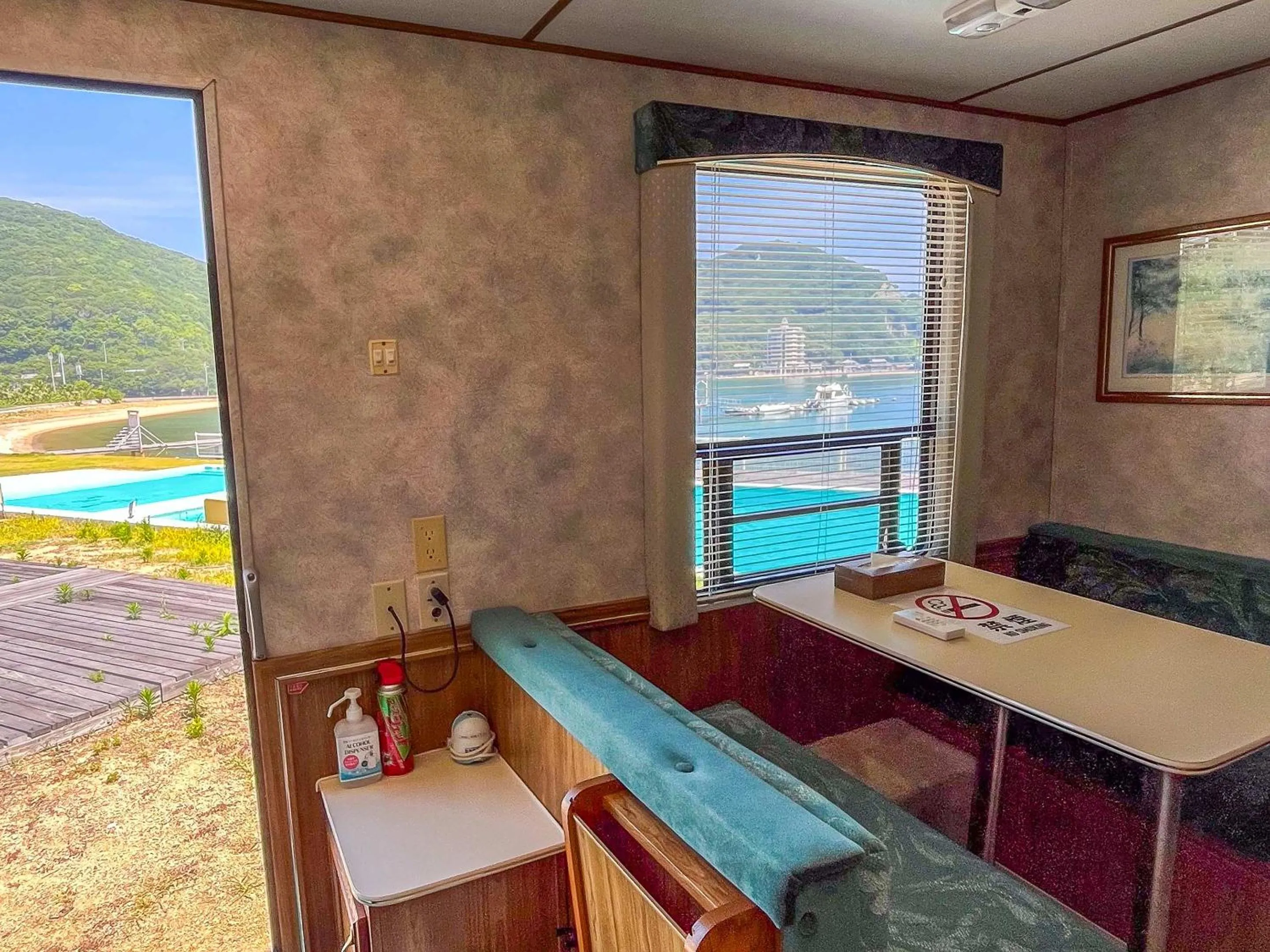 Photo of the whole room in Sea Tiger Island Inn Shodoshima