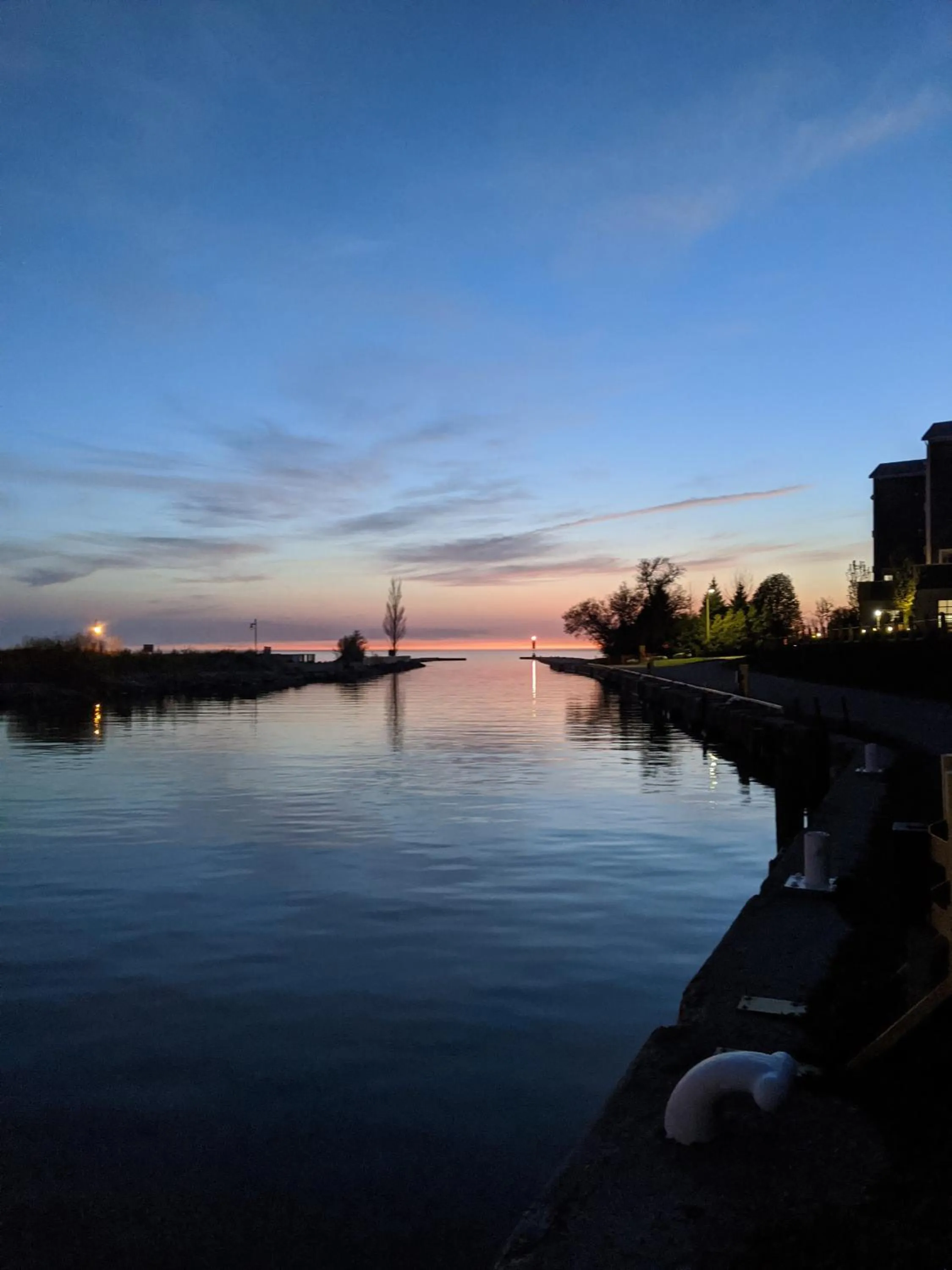 Natural landscape in Inn at the Harbour
