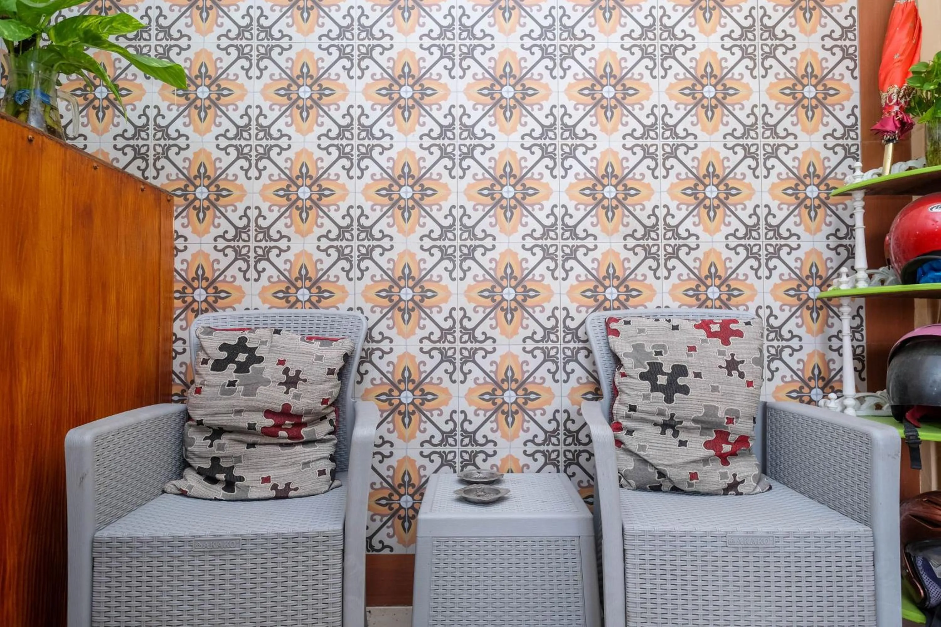 Living room in RedDoorz Syariah @ Colomadu 2