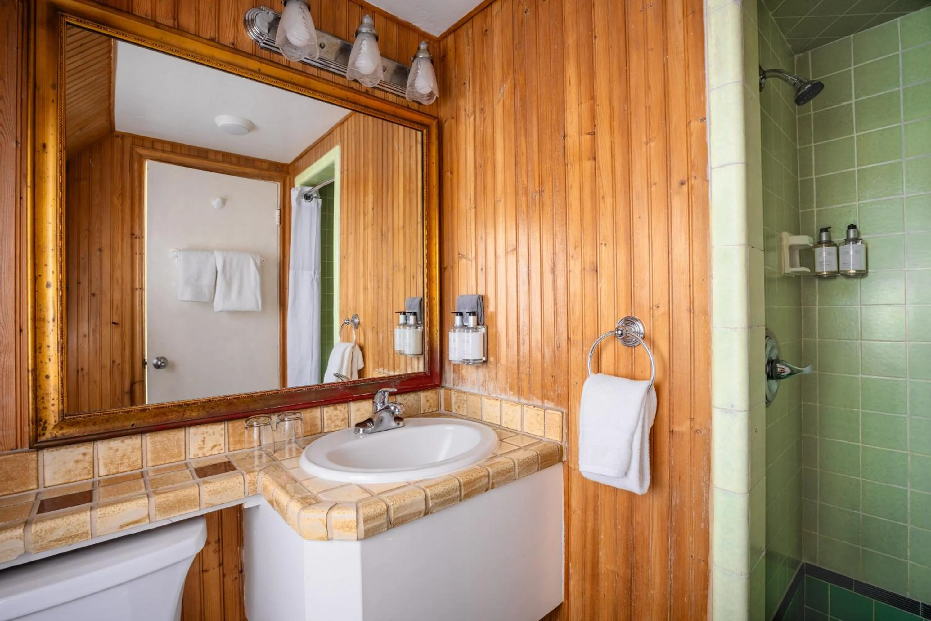 Carmel Fireplace Inn