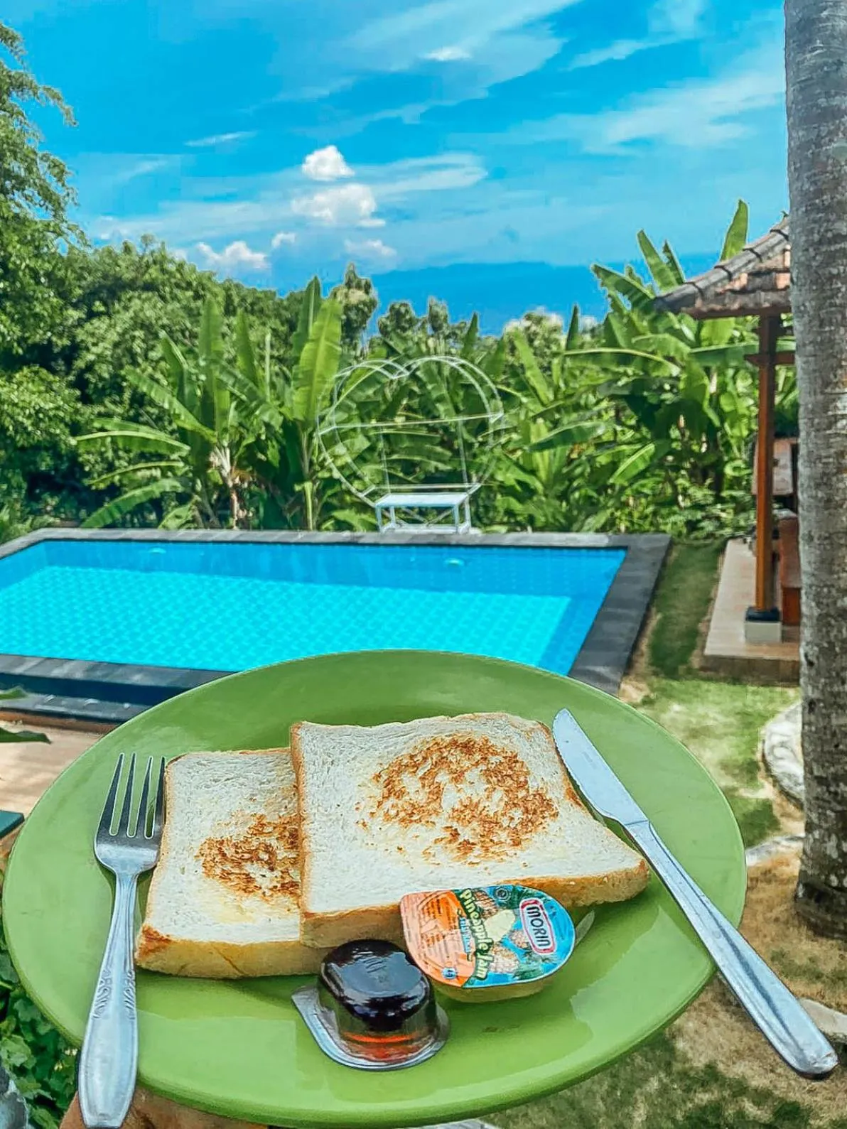 Day in Green Valley Bungalow