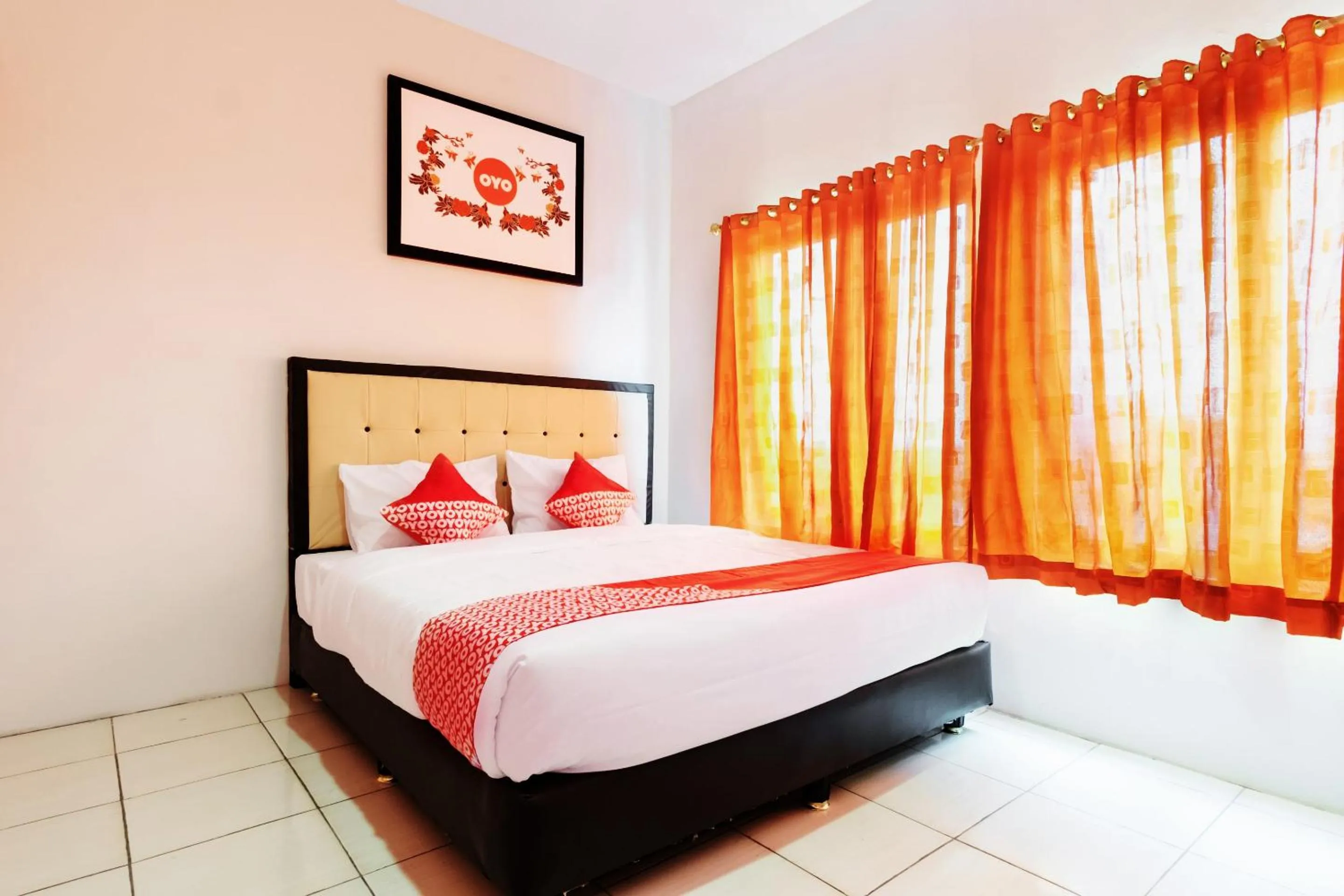 Bedroom, Bed in Hotel O Bakti Homestay