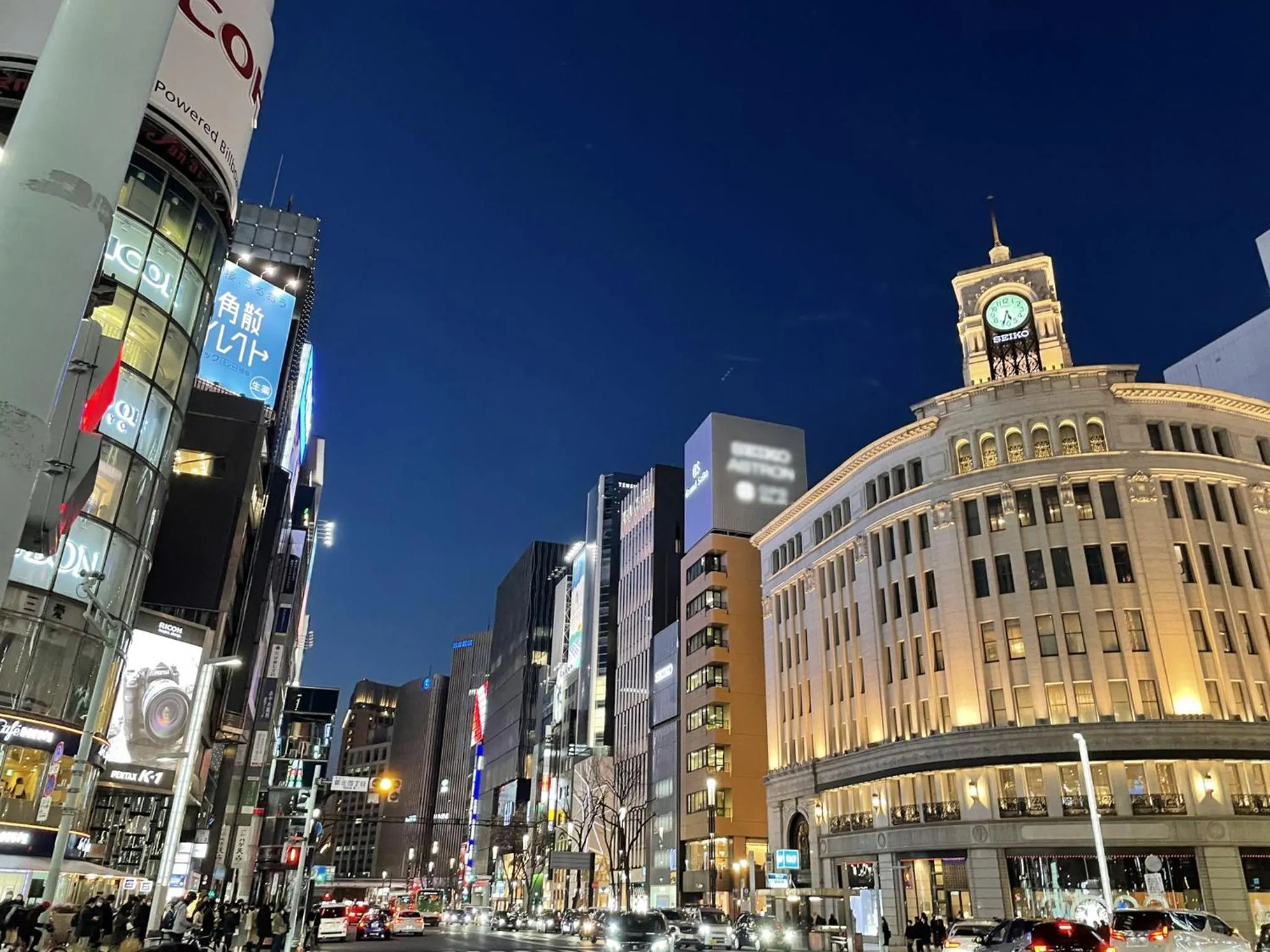 Nearby landmark in Ginza Creston