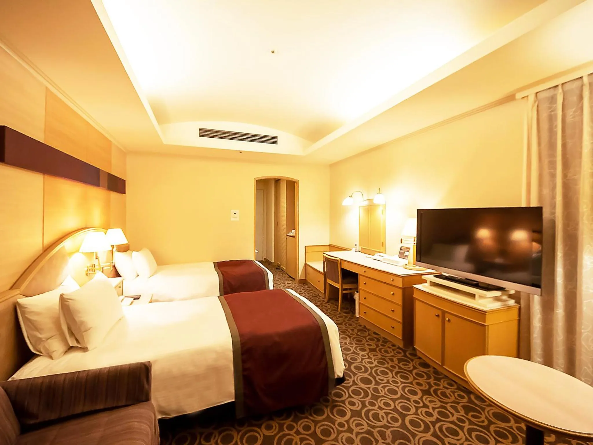 Bed in Ginza Creston