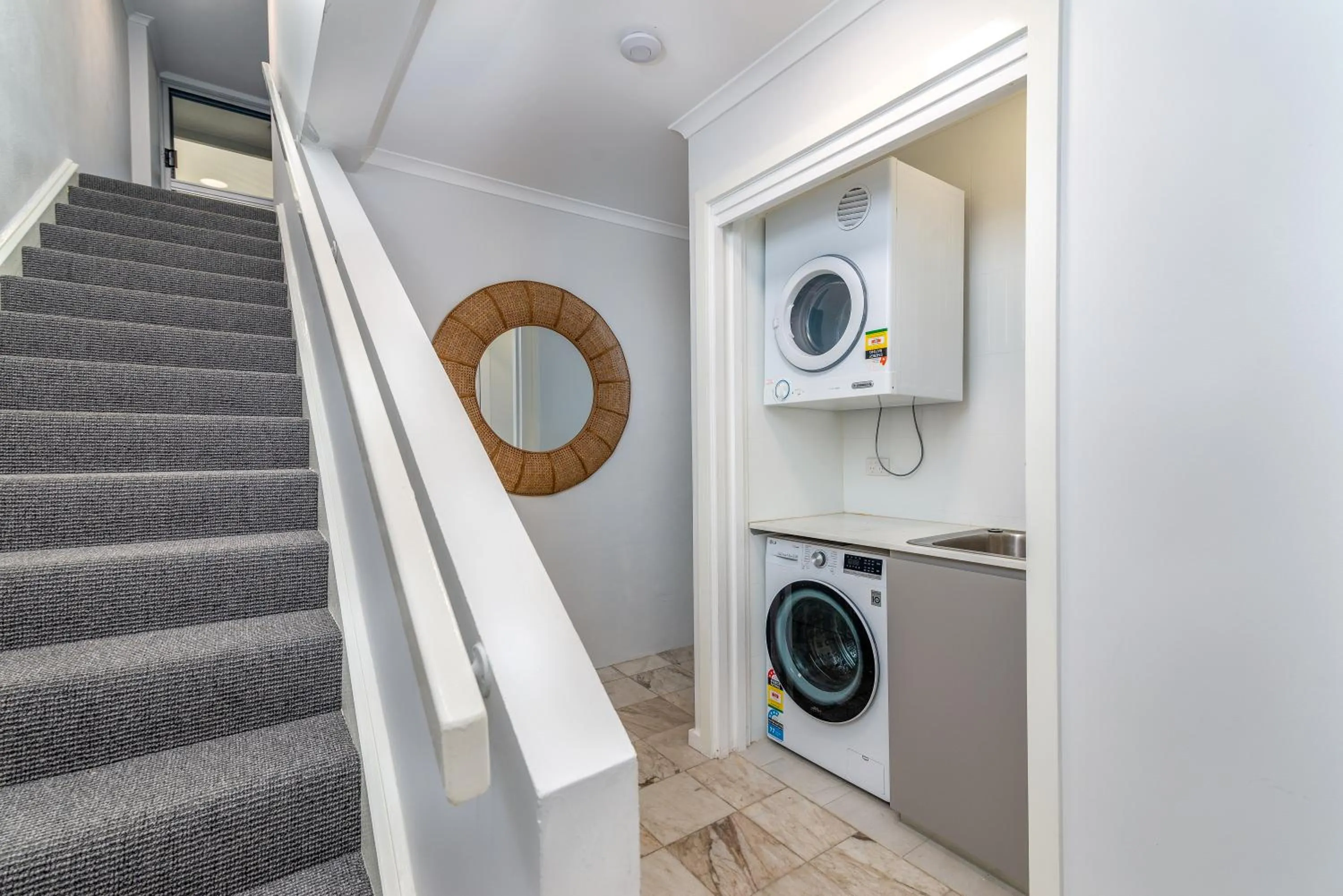 washing machine in Driftwood Mantaray - Official Onsite Reception and Check In