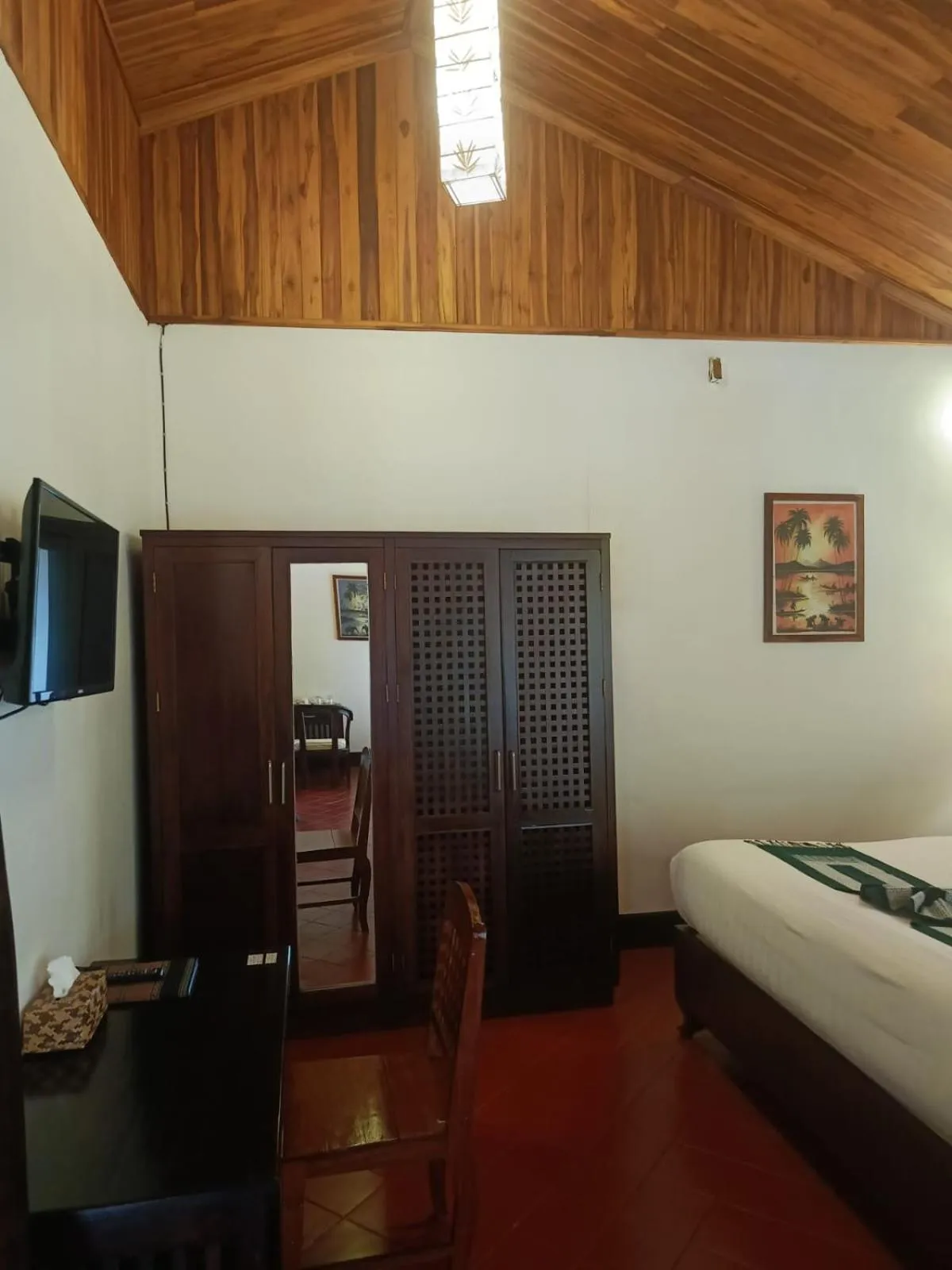 Bed in Treasure Hotel Laos