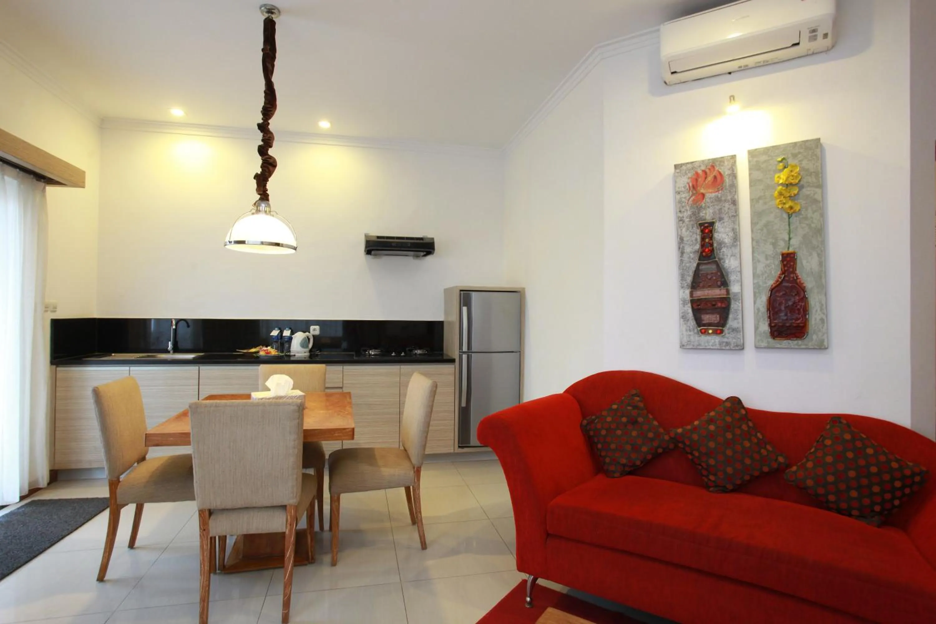 Living room in Ocean View Residence