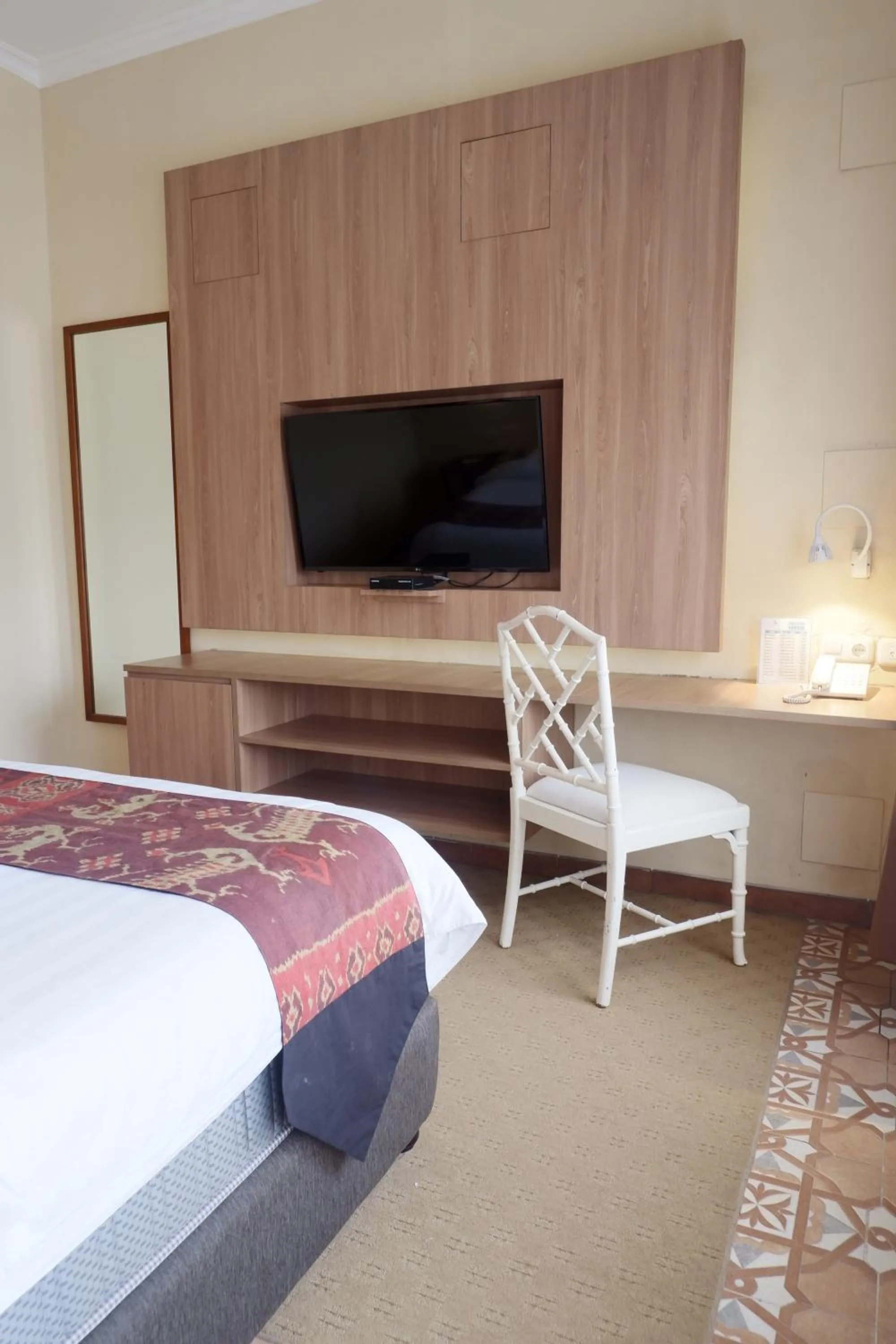 TV and multimedia in Ocean View Residence