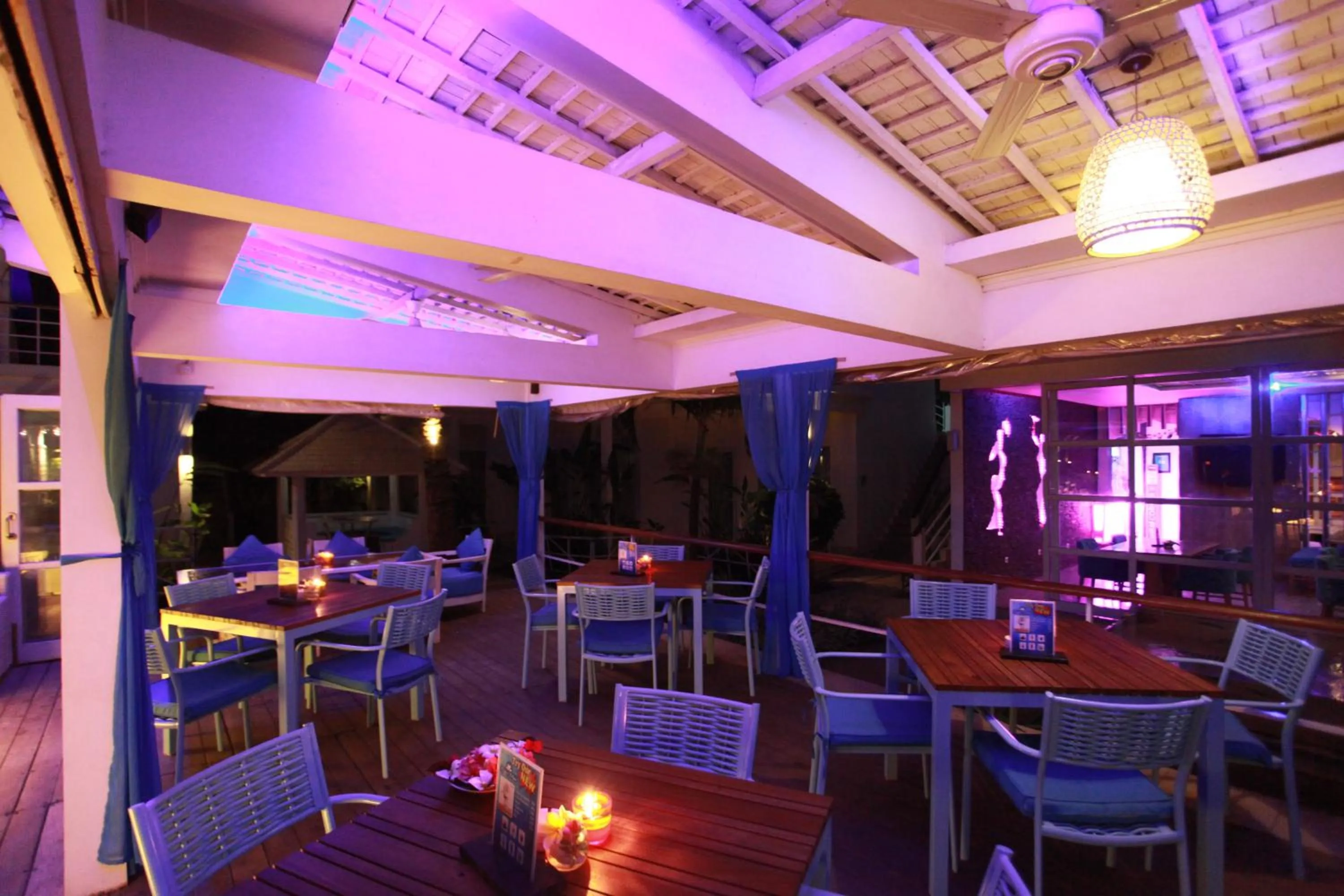 Restaurant/places to eat in Ocean View Residence