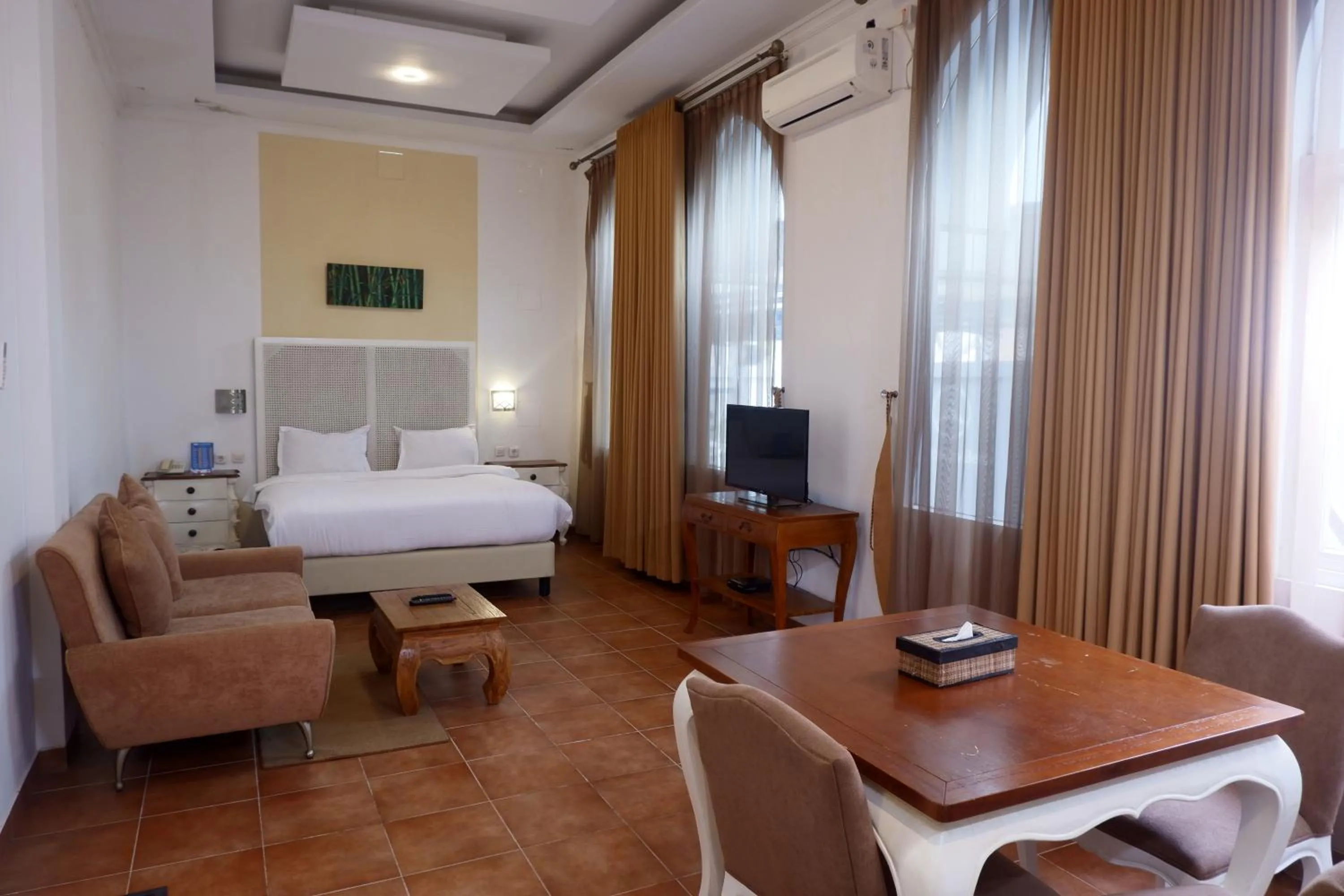 Photo of the whole room in Ocean View Residence