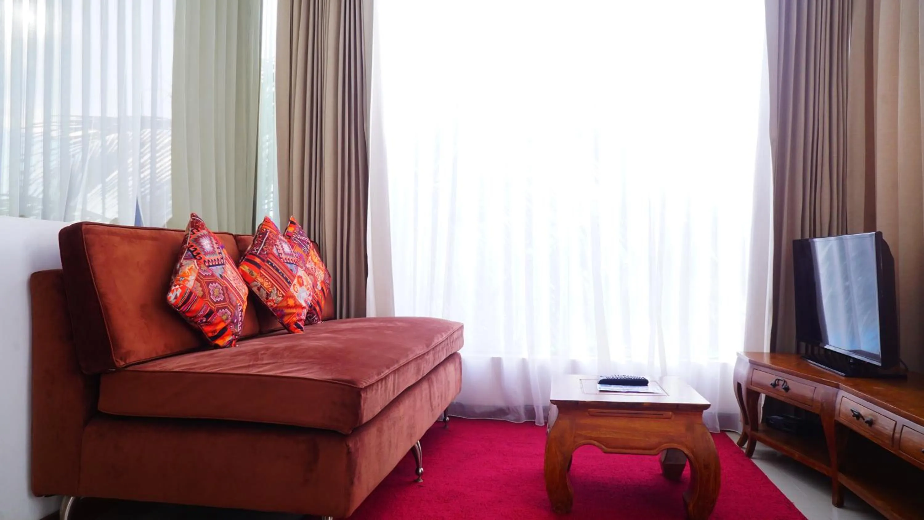 Living room in Ocean View Residence