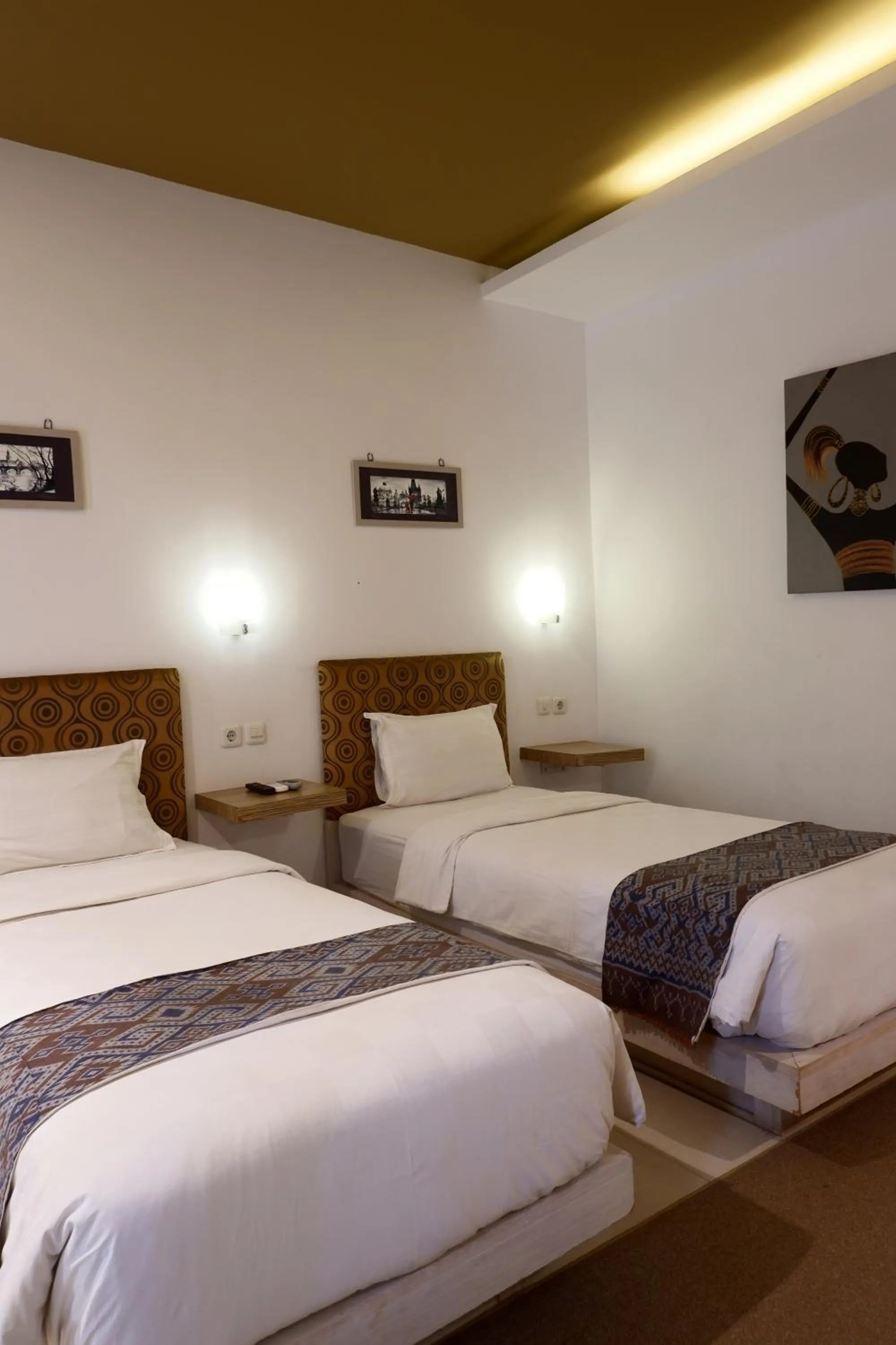 Bed in Ocean View Residence