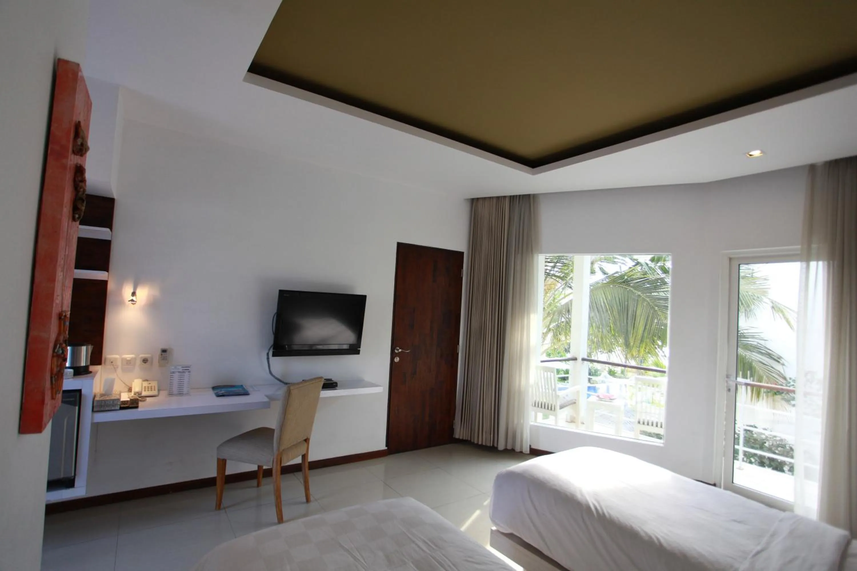 Bed in Ocean View Residence