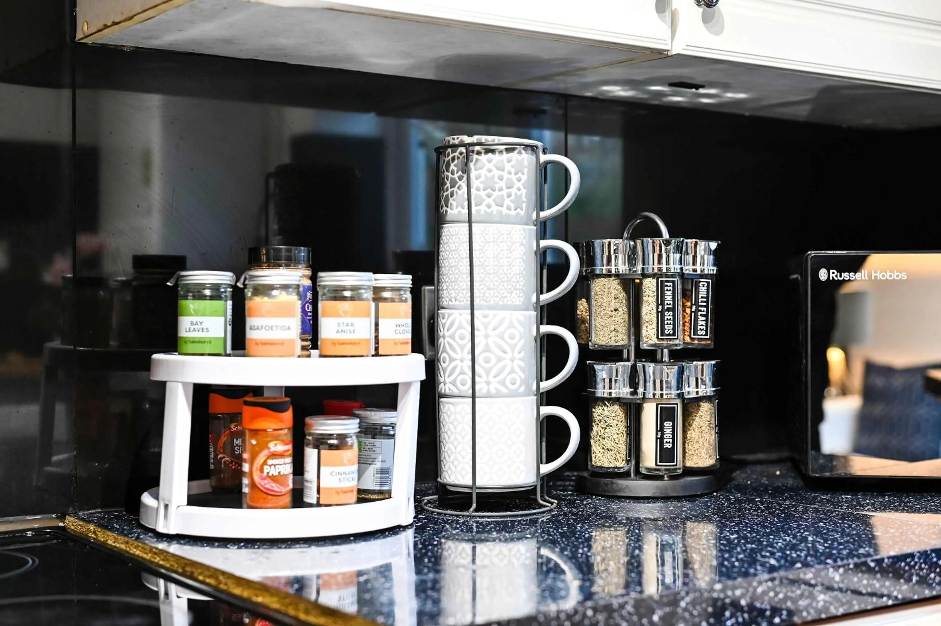 Coffee/tea facilities in Destination London Docklands Riverside