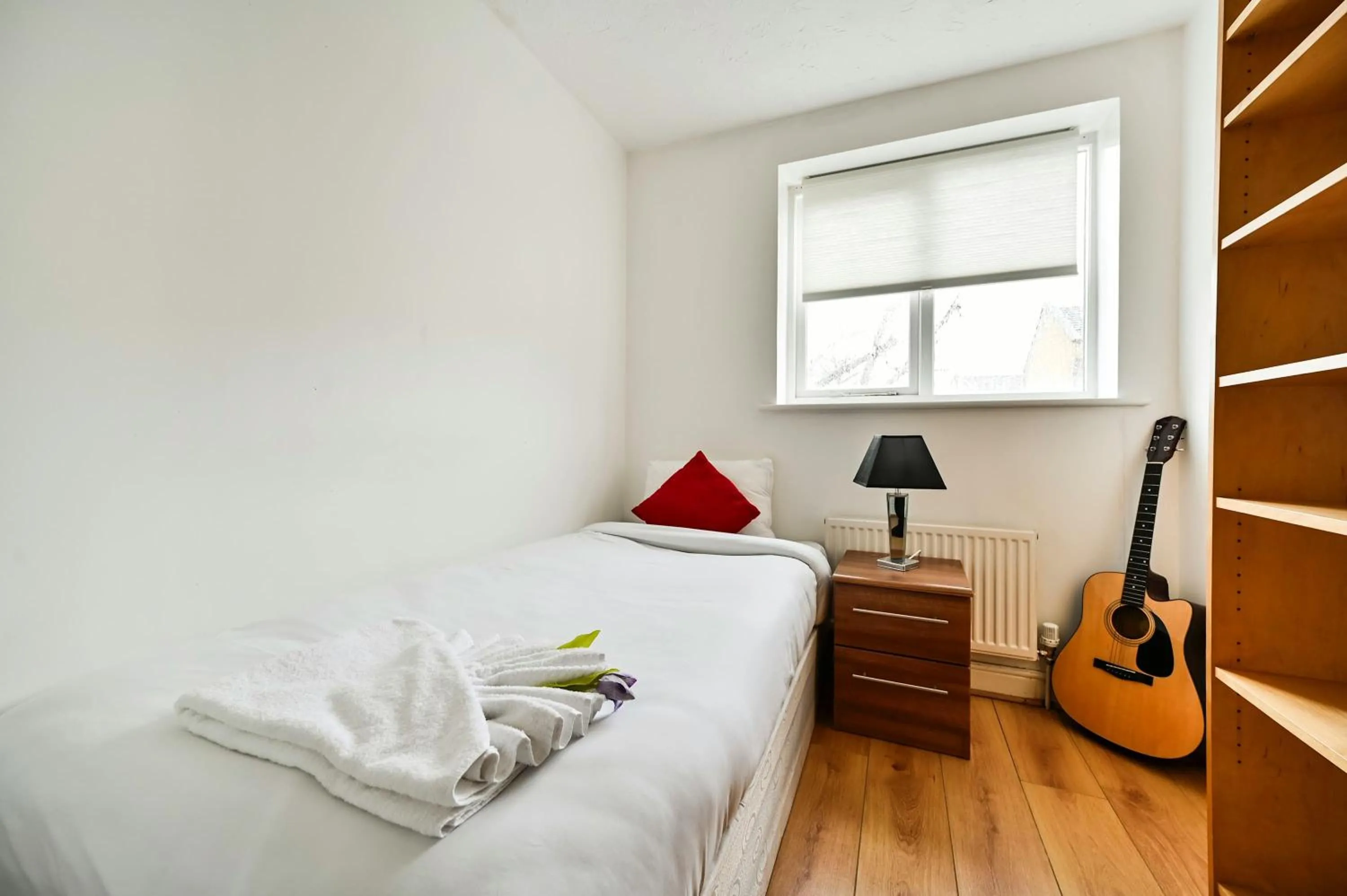 Bed in Destination London Docklands Riverside