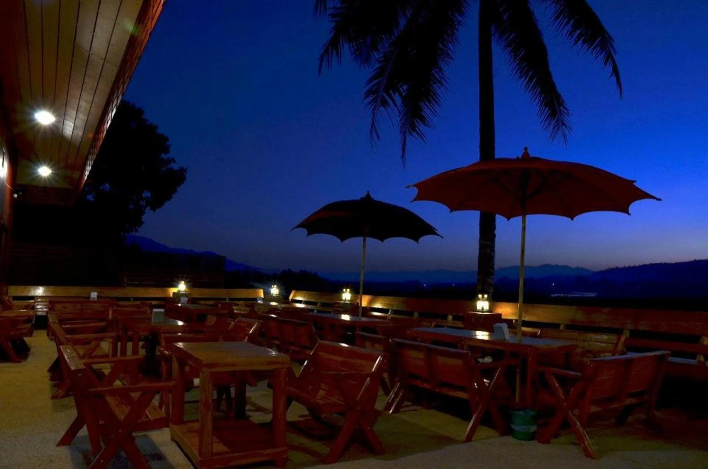 Restaurant/places to eat in Tamarind Grand Resort Mae Sariang