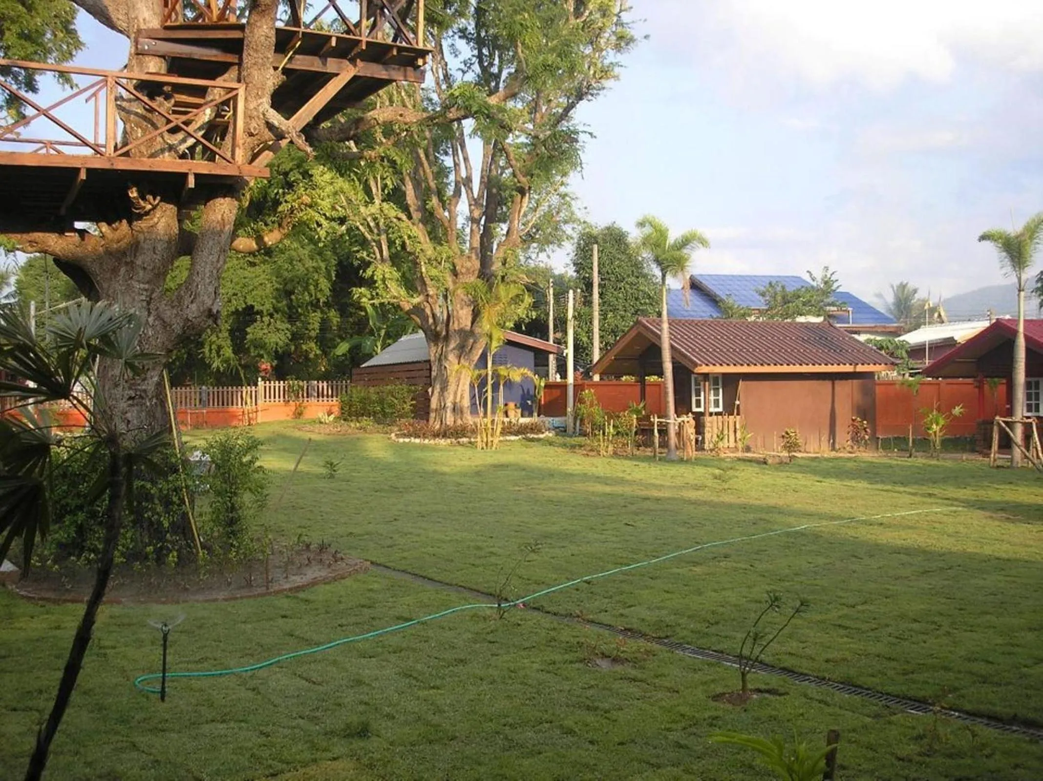 Garden in Tamarind Grand Resort Mae Sariang
