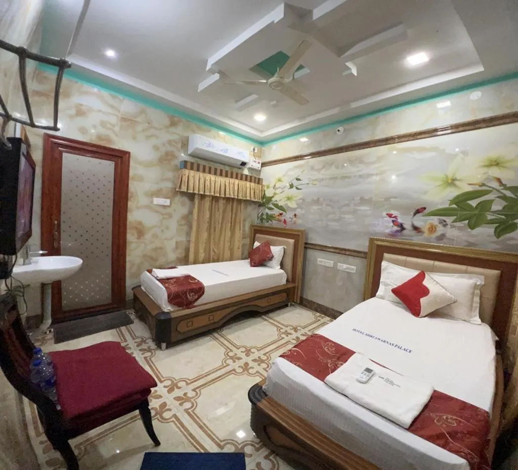 Bed in Hotel Shri Swarna's Palace - A Business Class Hotel