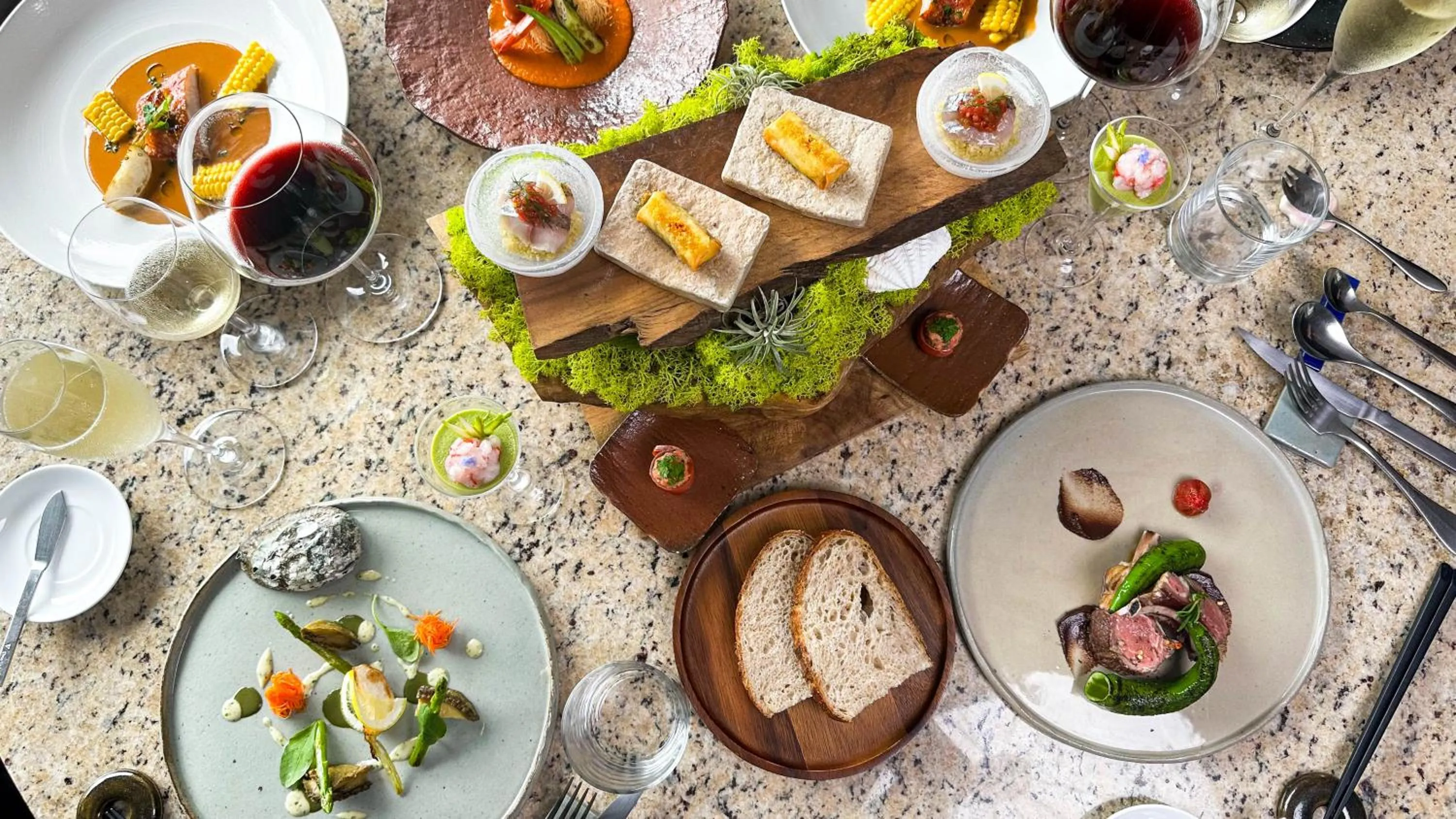 Restaurant/places to eat in ISANA Resort