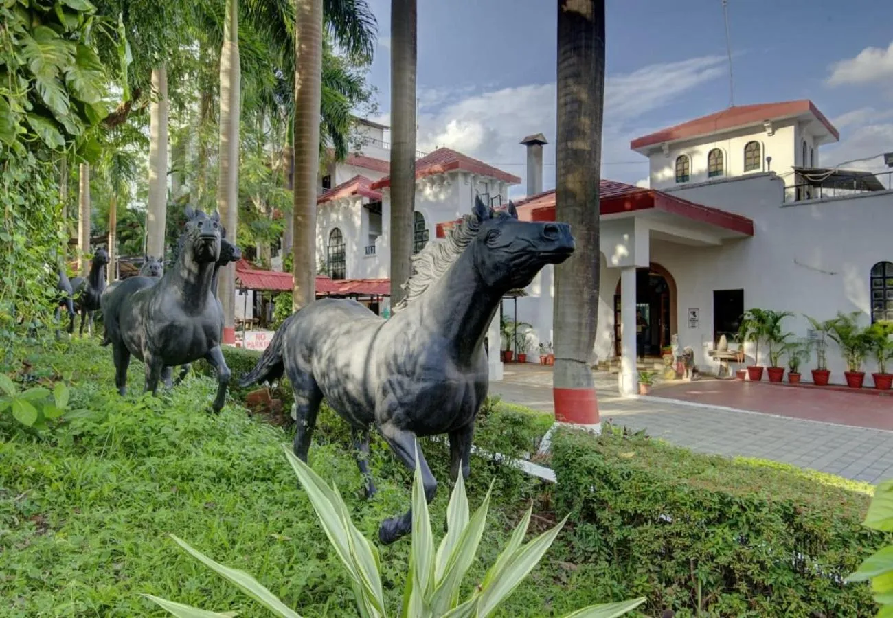 Property building in Khanvel Resort