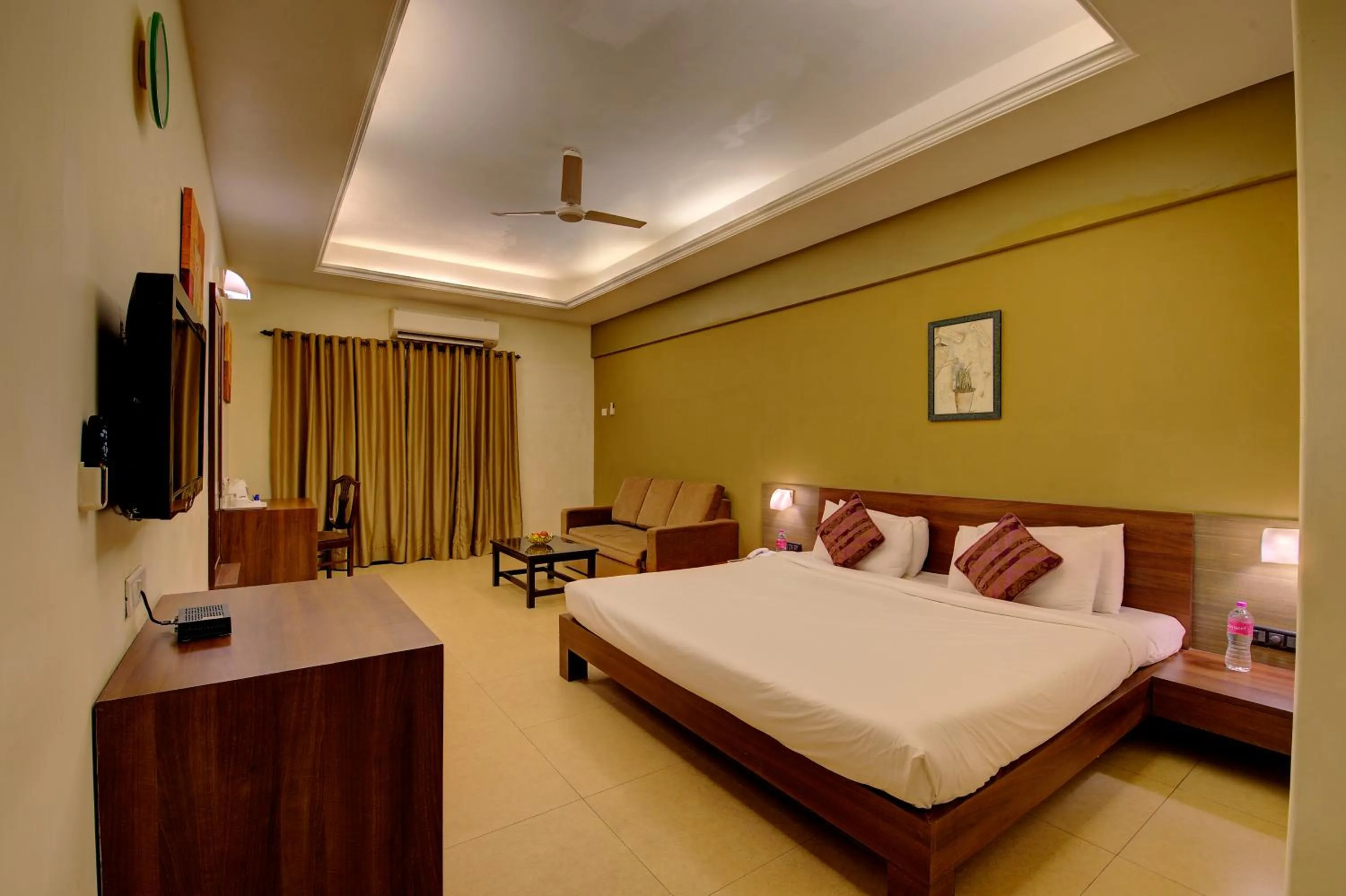 Bedroom, Bed in Khanvel Resort