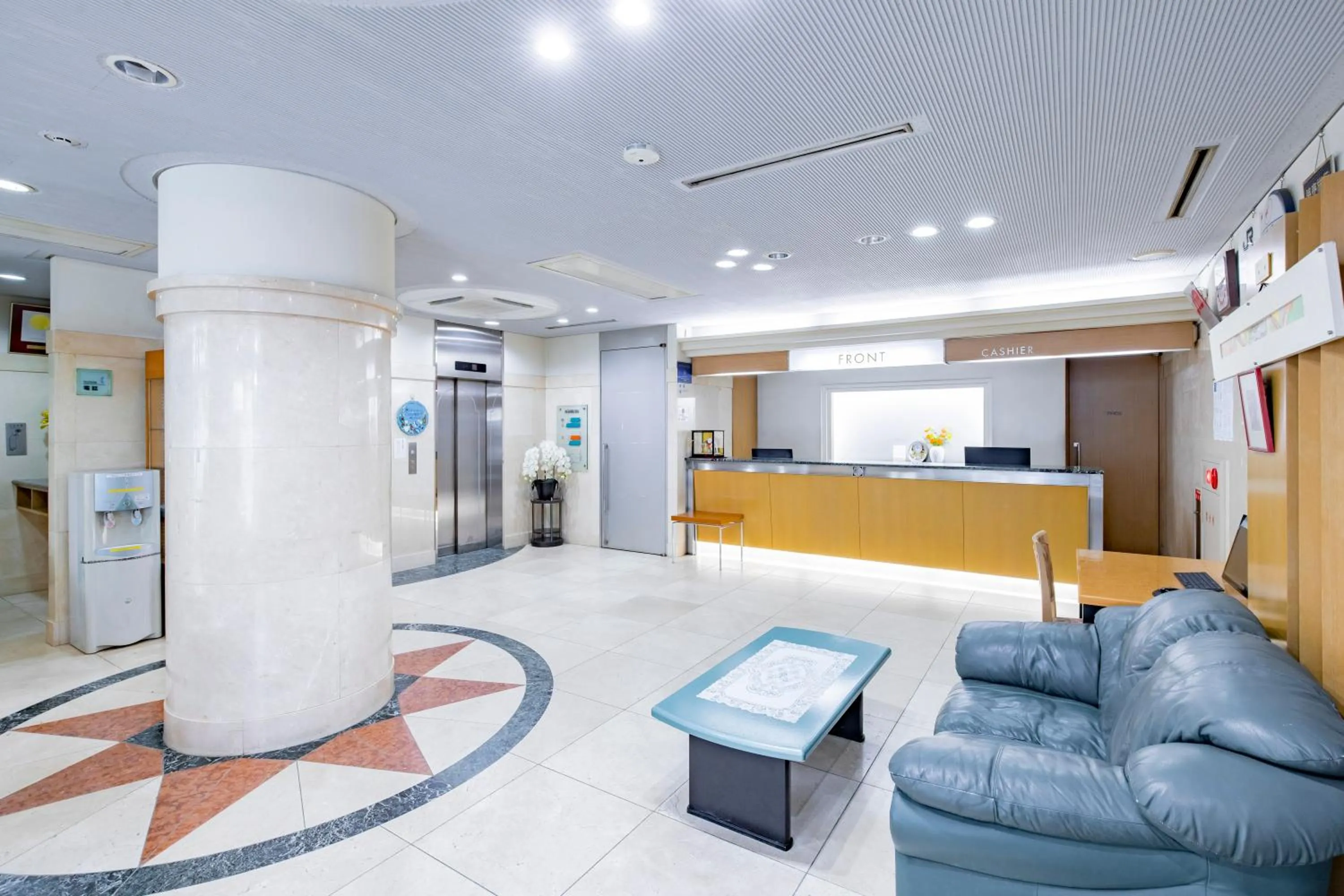 Lobby or reception in Kanazawa Central Hotel Annex