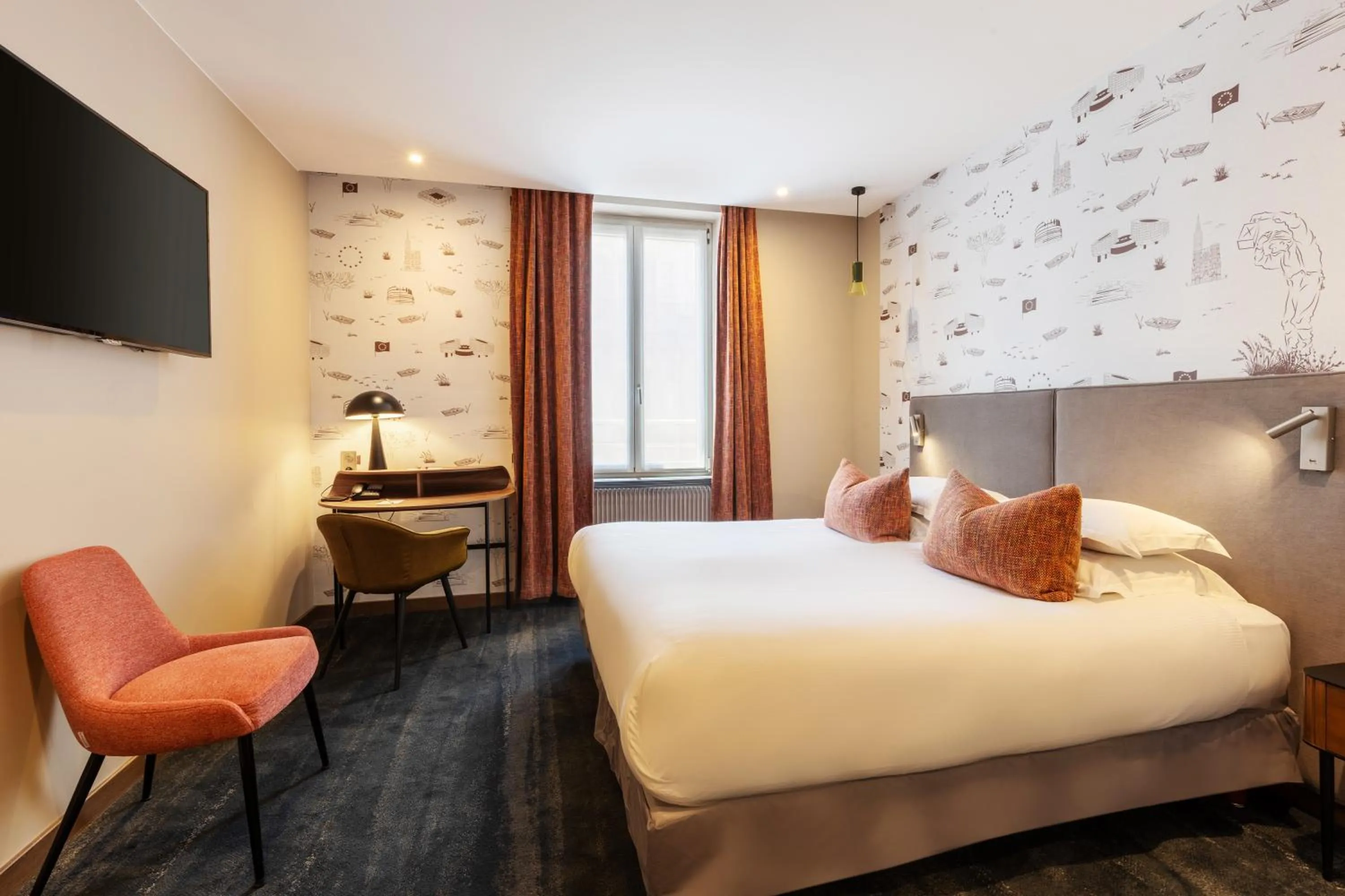 Bedroom, Bed in Best Western Plus Monopole Métropole