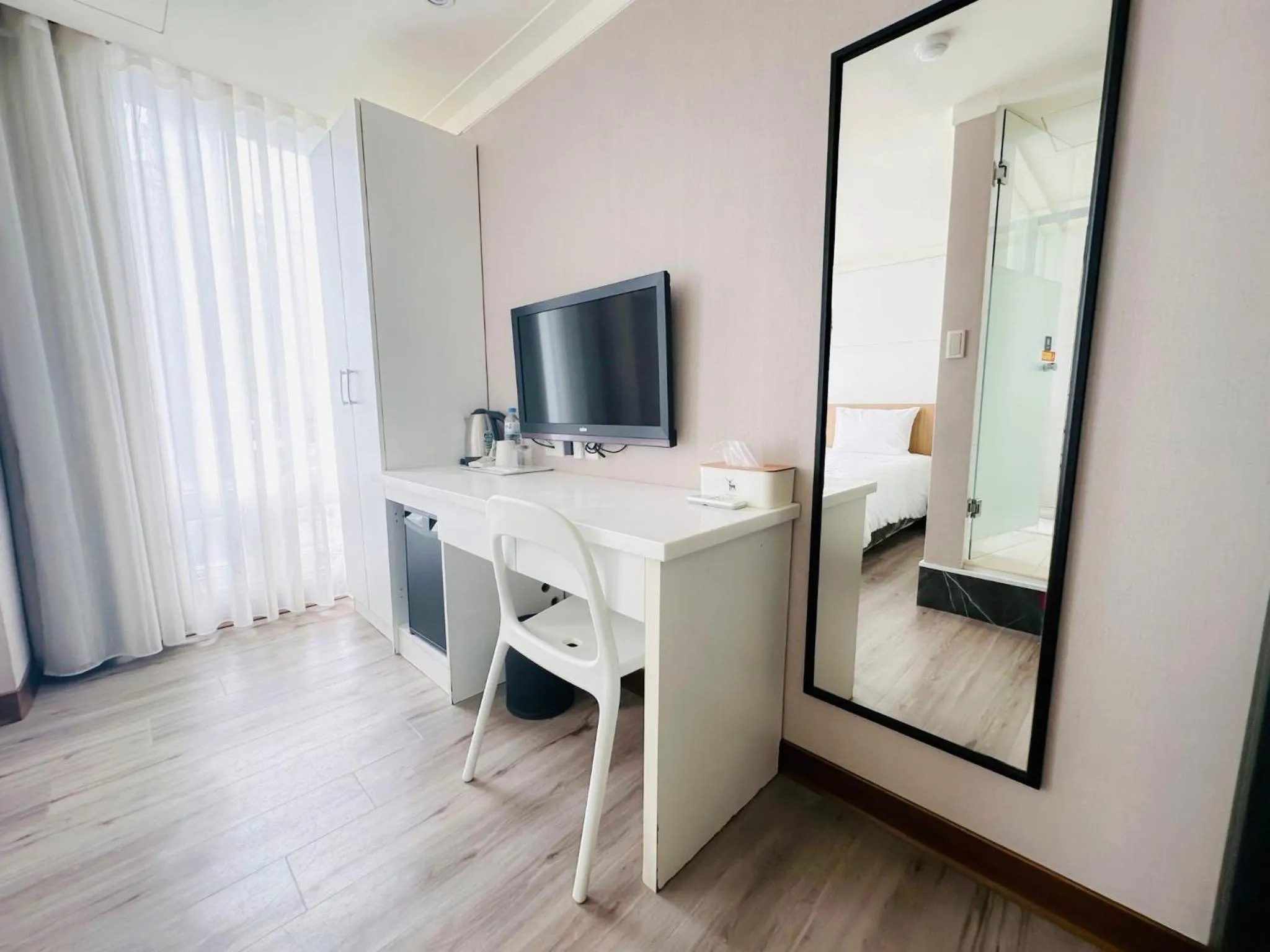 Photo of the whole room in Red Residence Hotel