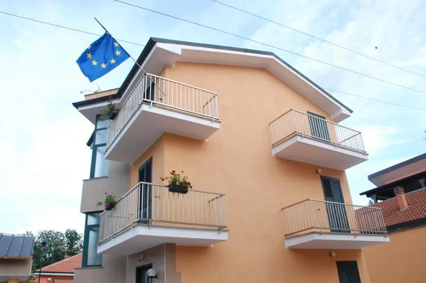 Facade/entrance in Affittacamere Pone
