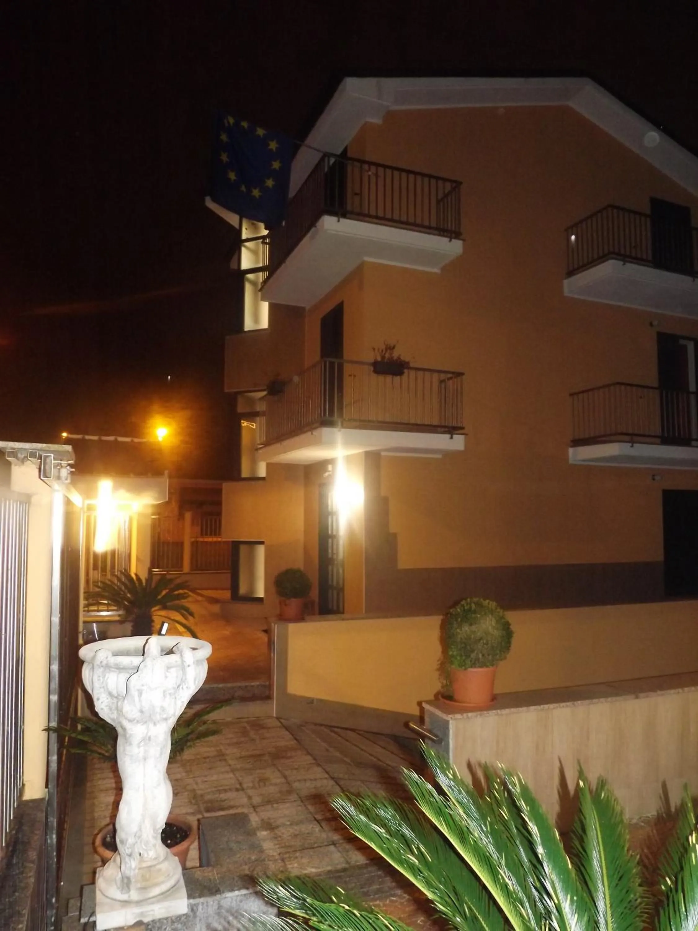 Facade/entrance in Affittacamere Pone