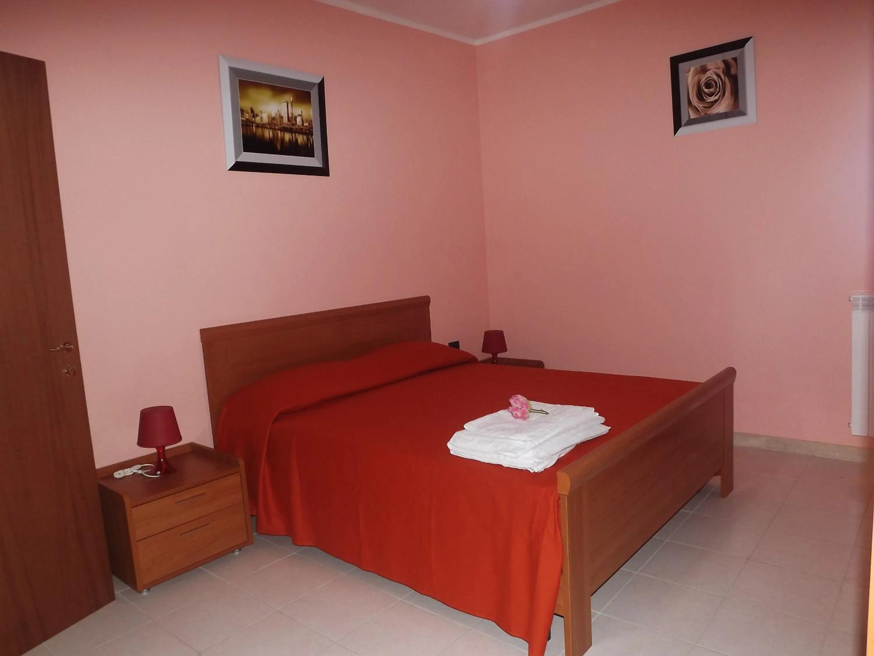 Photo of the whole room, Bed in Affittacamere Pone