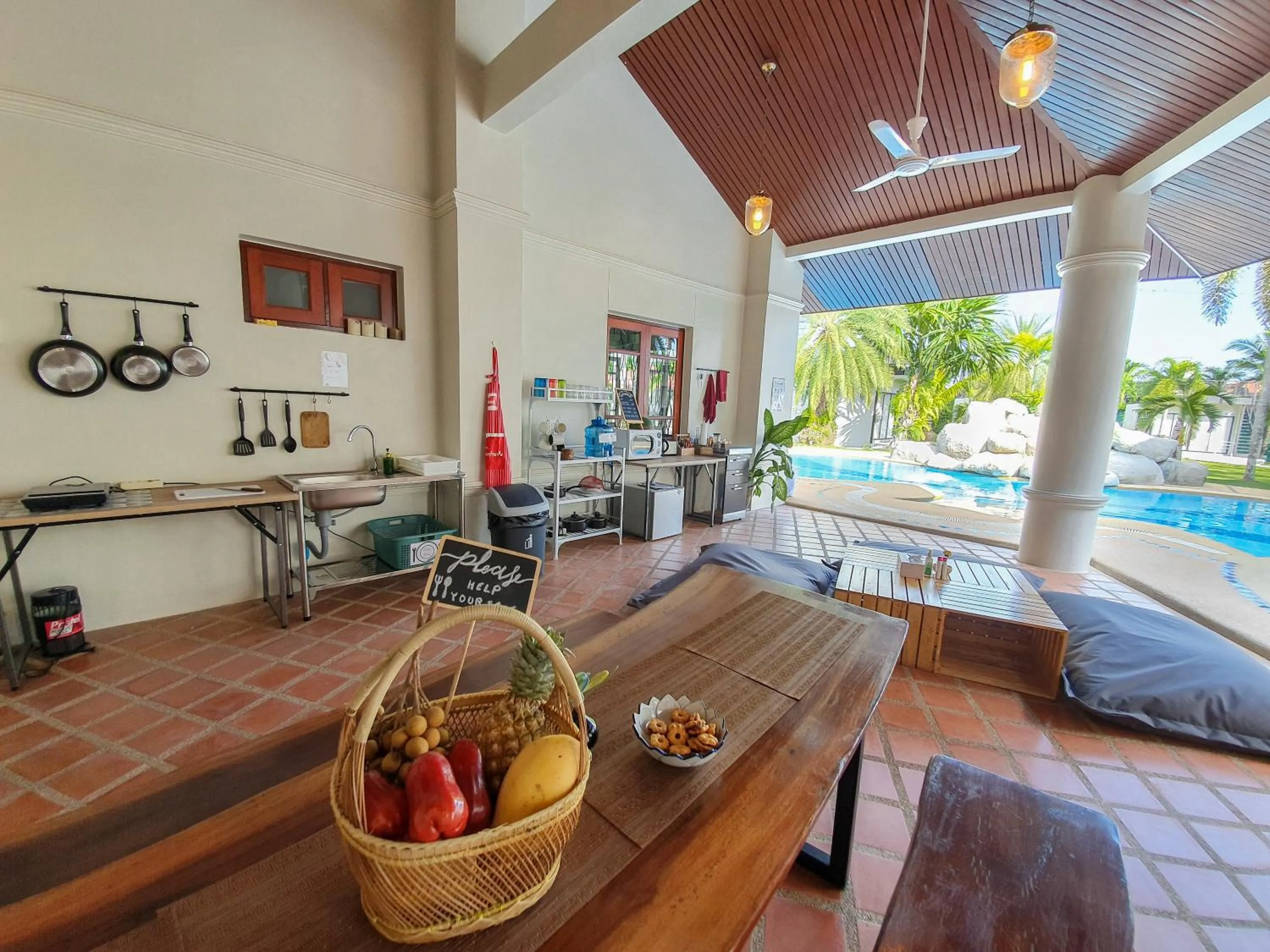 Kitchen or kitchenette in Coconut Wells Phuket